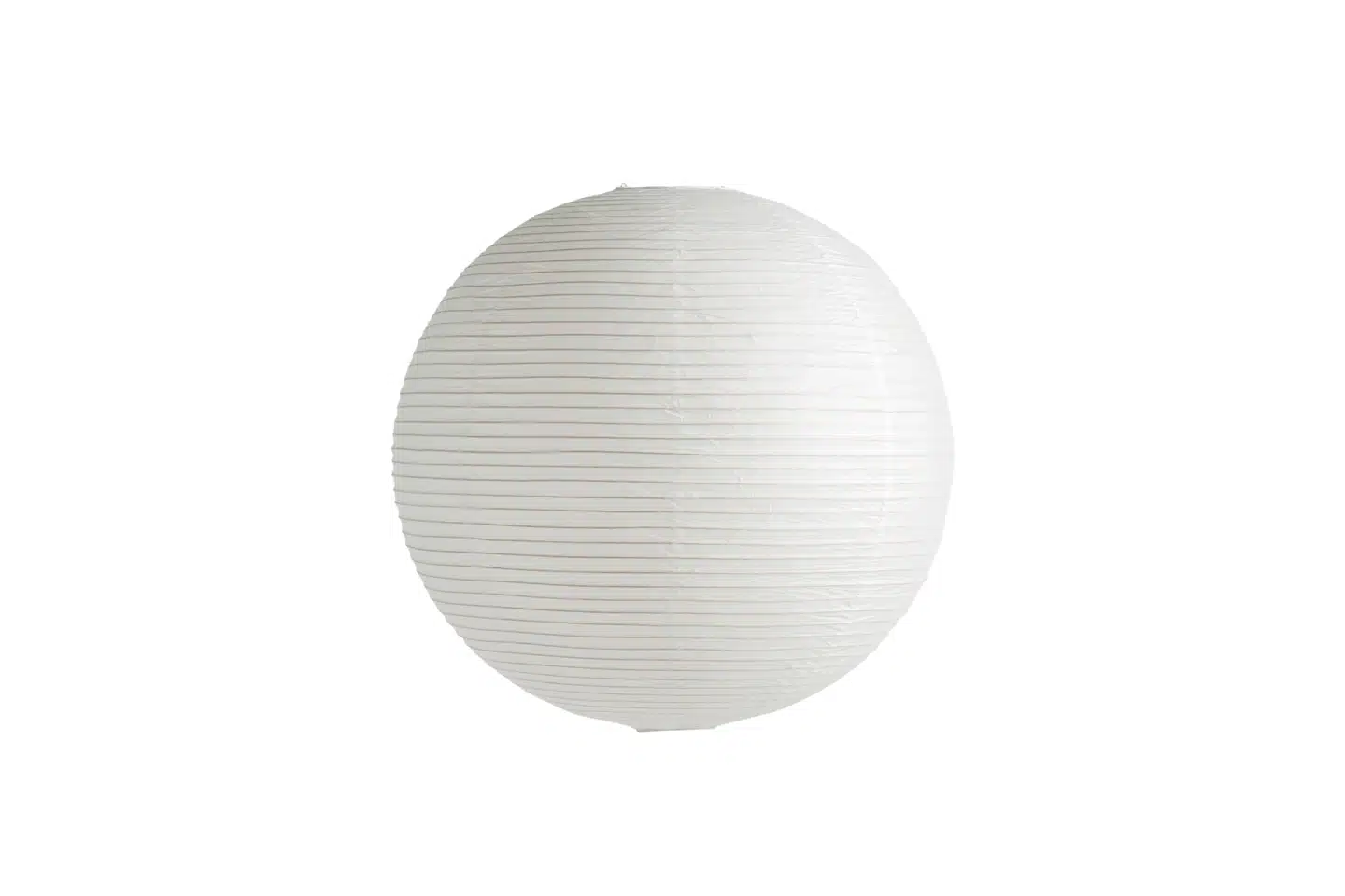 Ikke alt er vintage design i Anders Forups univers. Han elsker nemlig rispapirlamper. Hay, 180 kr.