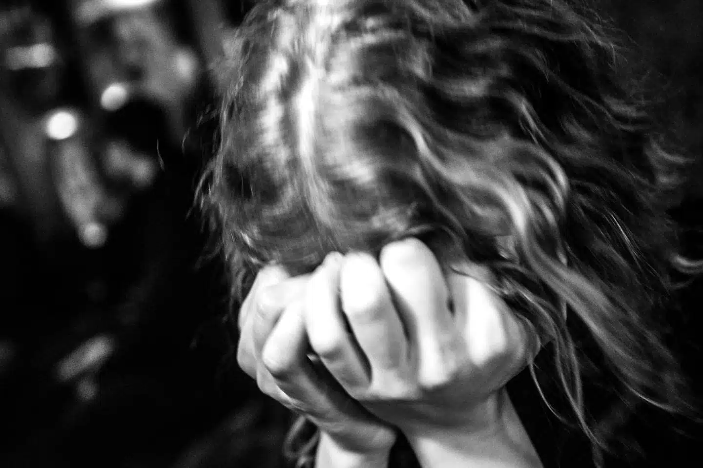 Psykisk vold er et stort problem, alligevel er der grund til at være skeptisk. Skal vi virkelig udforme en ny paragraf i straffeloven alene for at sende et signal?