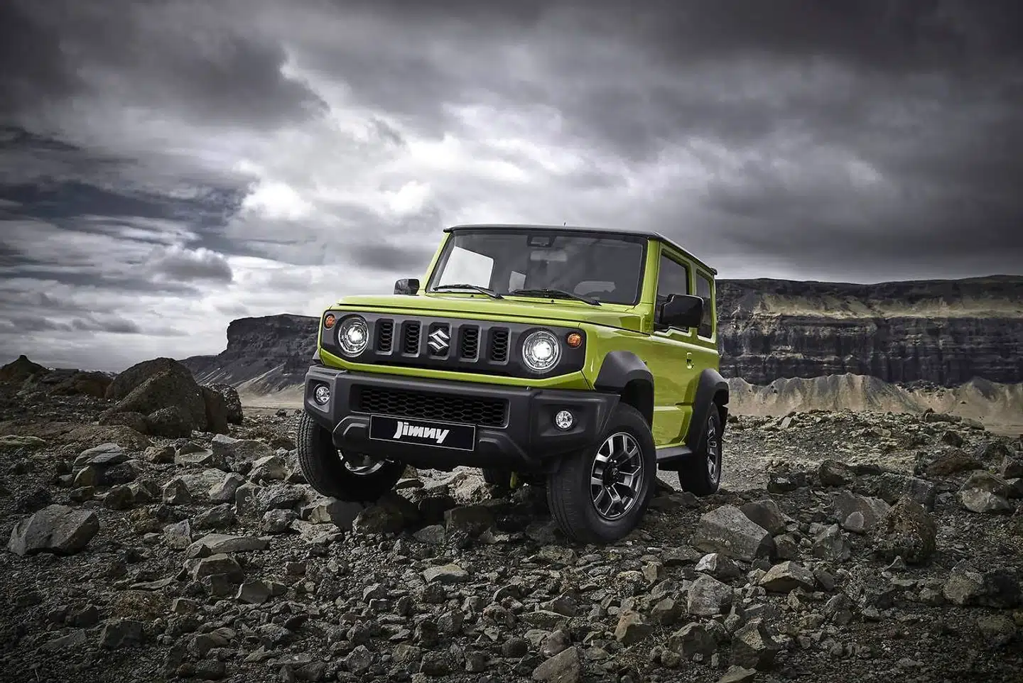 Suzuki Jimny er motorredaktørens drømmebil til under 250.000 kr. Så meget attitude pakket i en lille 4X4, og så skulle den være overordentligt potent offroad.