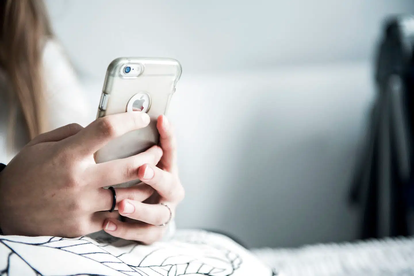 Drabsvideo fra Marokko bliver i øjeblikket videresendt mellem skoleelever flere steder i Danmark, senest i Gentofte Kommune.