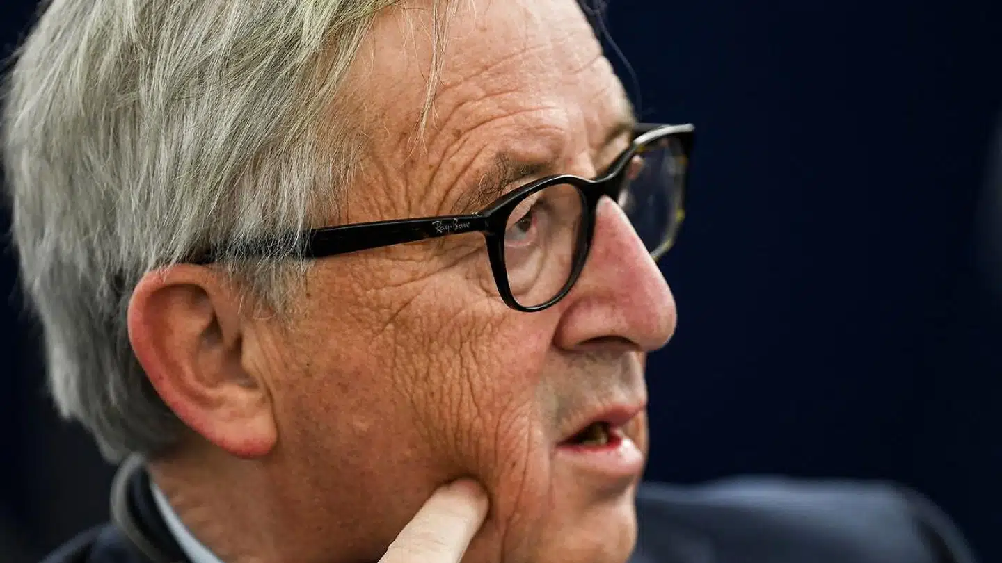 Kommissionsformand Jean-Claude Juncker ærgrer sig over nedstemningen af Mays skilmisseaftale i Underhuset. Nu er det op til Storbritannien at tage næste skridt, siger han.
