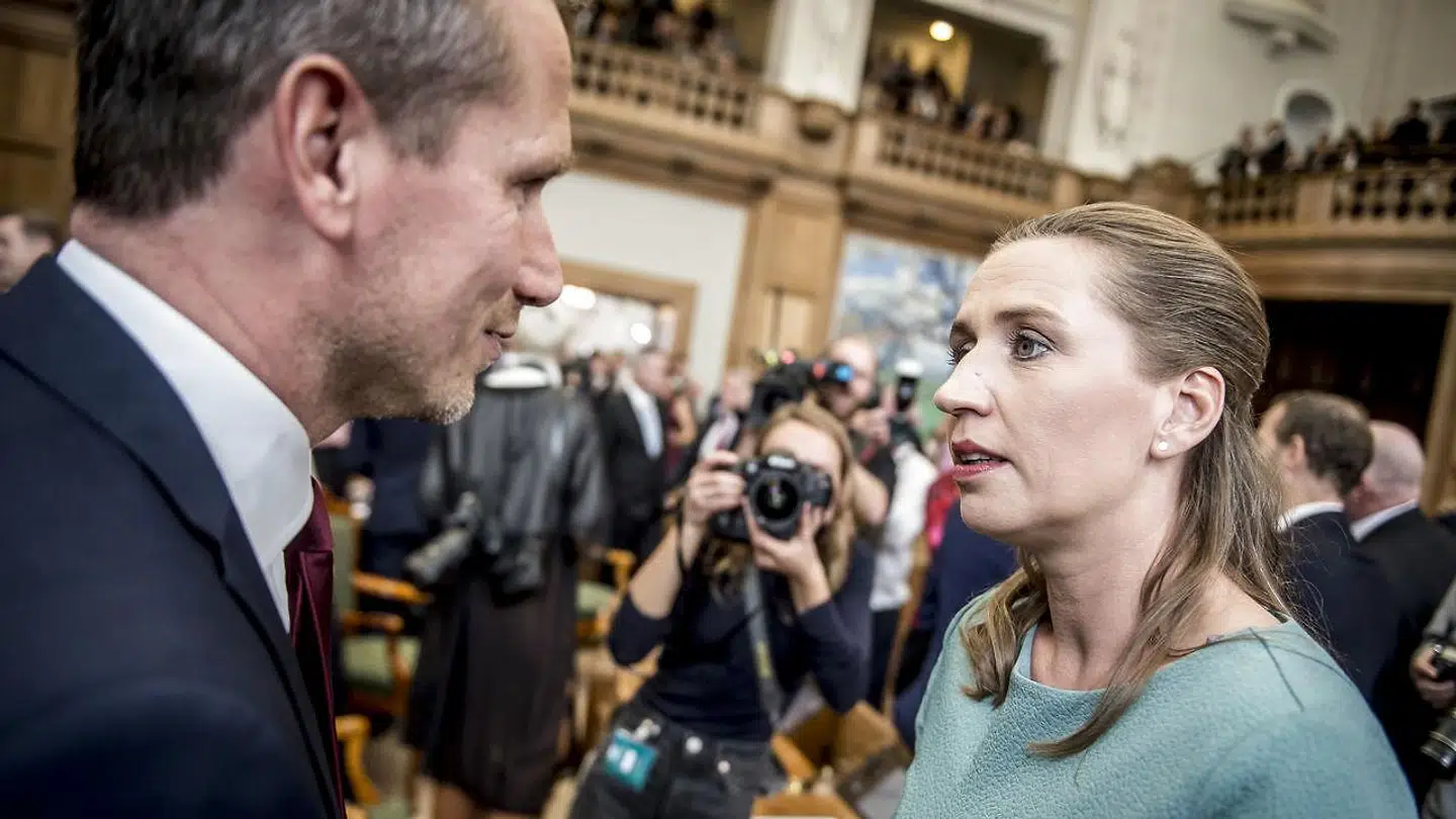 (ARKIV)Kristian Jensen (V) og Mette Frederiksen (S) før folketingets åbning på Christiansborg i København, tirsdag den 2. oktober 2018. I dag strides de to om salget af elselskabet Radius. (Foto: Mads Claus Rasmussen/Ritzau Scanpix)