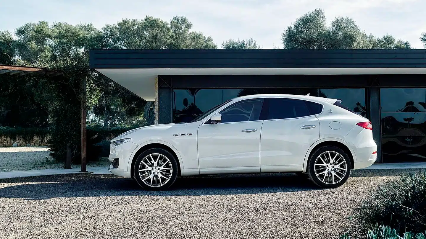 Maserati Levante er en af de biler, der bliver tre år i 2019. Den forventer de sig en del af på flexleasingmarkedet hos Formula Leasing A/S.