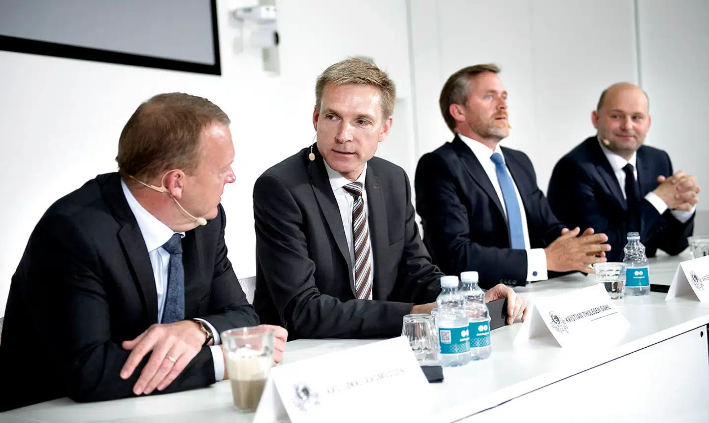 De politiske ledere i blå blok – Lars Løkke (V), Kristian Thulesen Dahl (DF), Anders Samuelsen (LA) og Søren Pape Poulsen (K) – har på kryds og tværs haft mange uenigheder siden valget i 2015. Kigger man på de økonomiske resultater, ender regeringen langt fra egne mål.