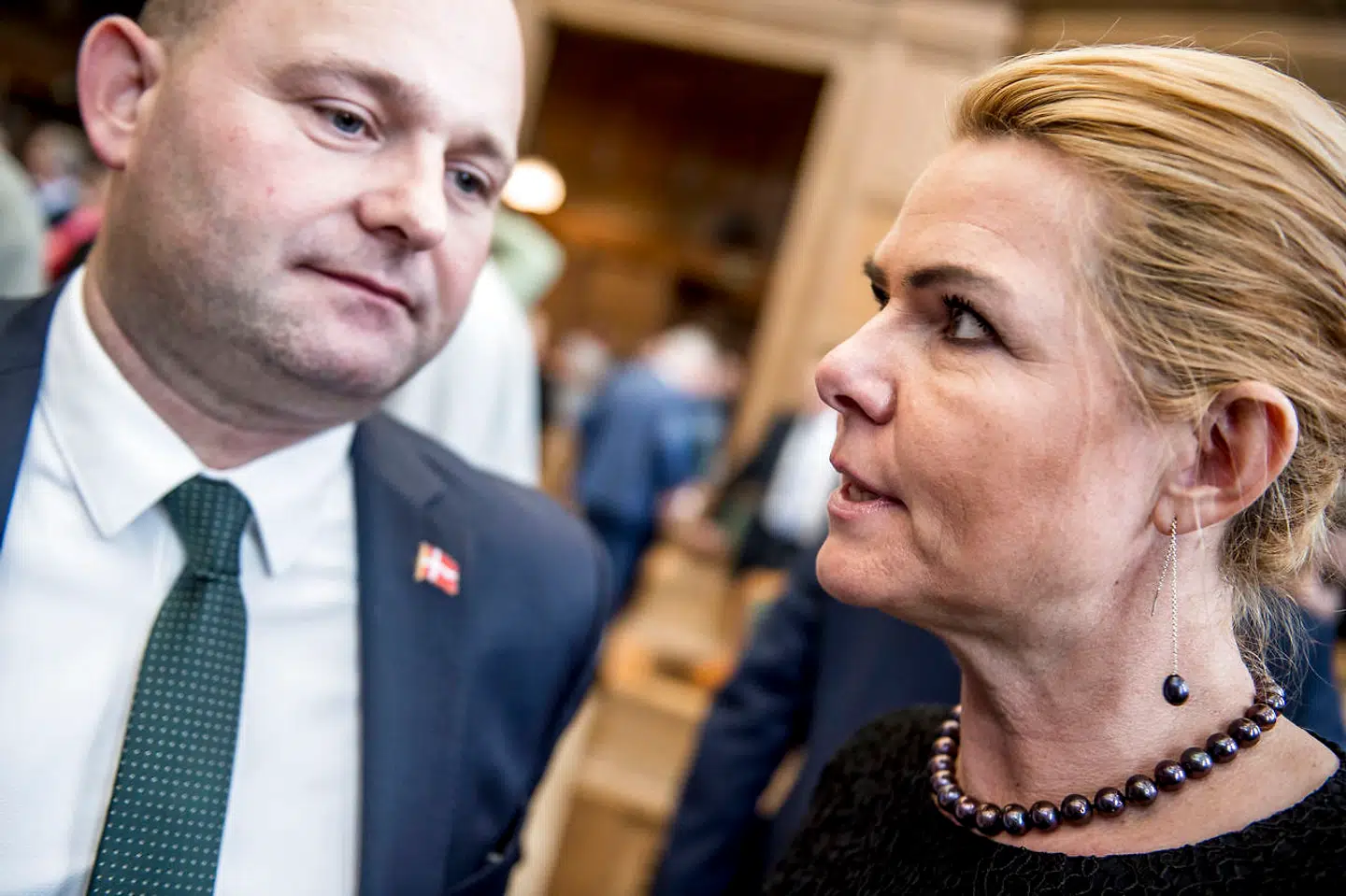 Både udlændinge- og integrationsminister Inger Støjberg (V) og justitsminister Søren Pape Poulsen (K) har lagt vægt på, at prisen skulle være høj for at komme væk fra Lindholm. Nu viser et notat, at der til gengæld vil være en tilskudsordning for dem, som ikke har råd.