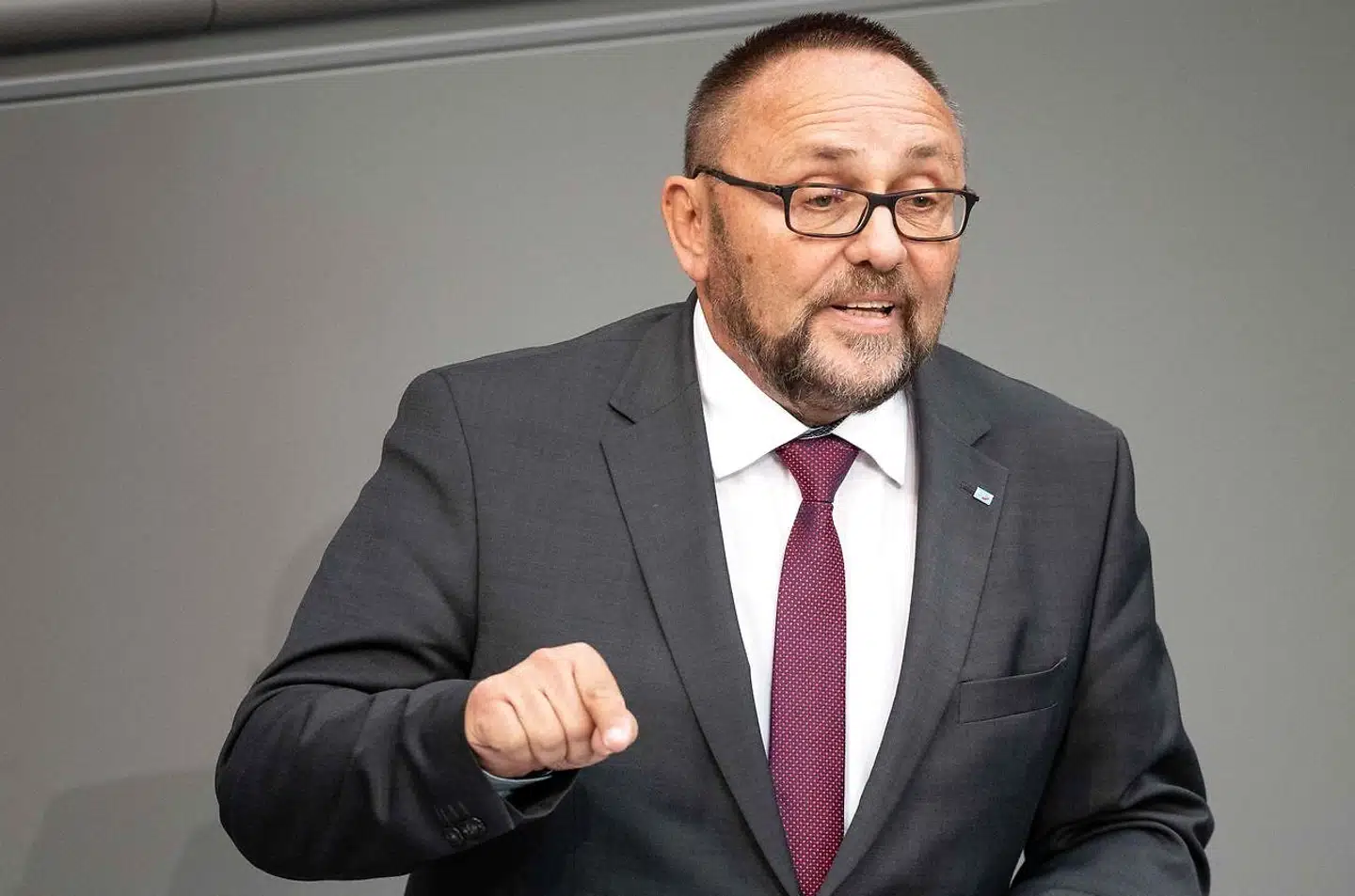 AfD-politikeren Frank Magnitz, der blev overfaldet mandag i Bremen, har siddet i forbundsdagen for partiet siden efteråret 2017. AfD kom ind i parlamentet i Bremen med 5,5 pct. af stemmerne i 2015, men gruppen er siden blevet splittet.