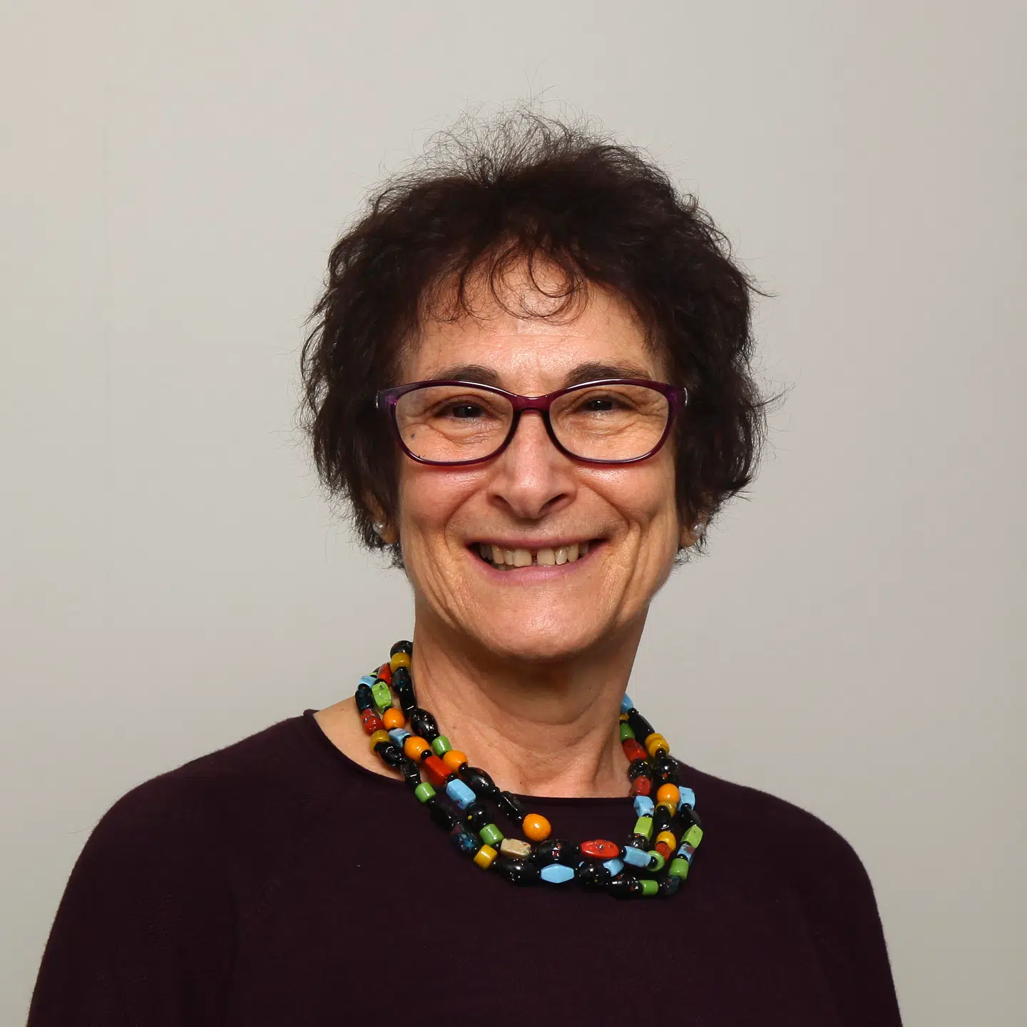 »Det er andre, som kender til sikkerhedsreglerne og har brugt faciliteterne i mange år. De kender til Fathi, og hvad der rører sig omkring ham,« siger Dina Grossman.