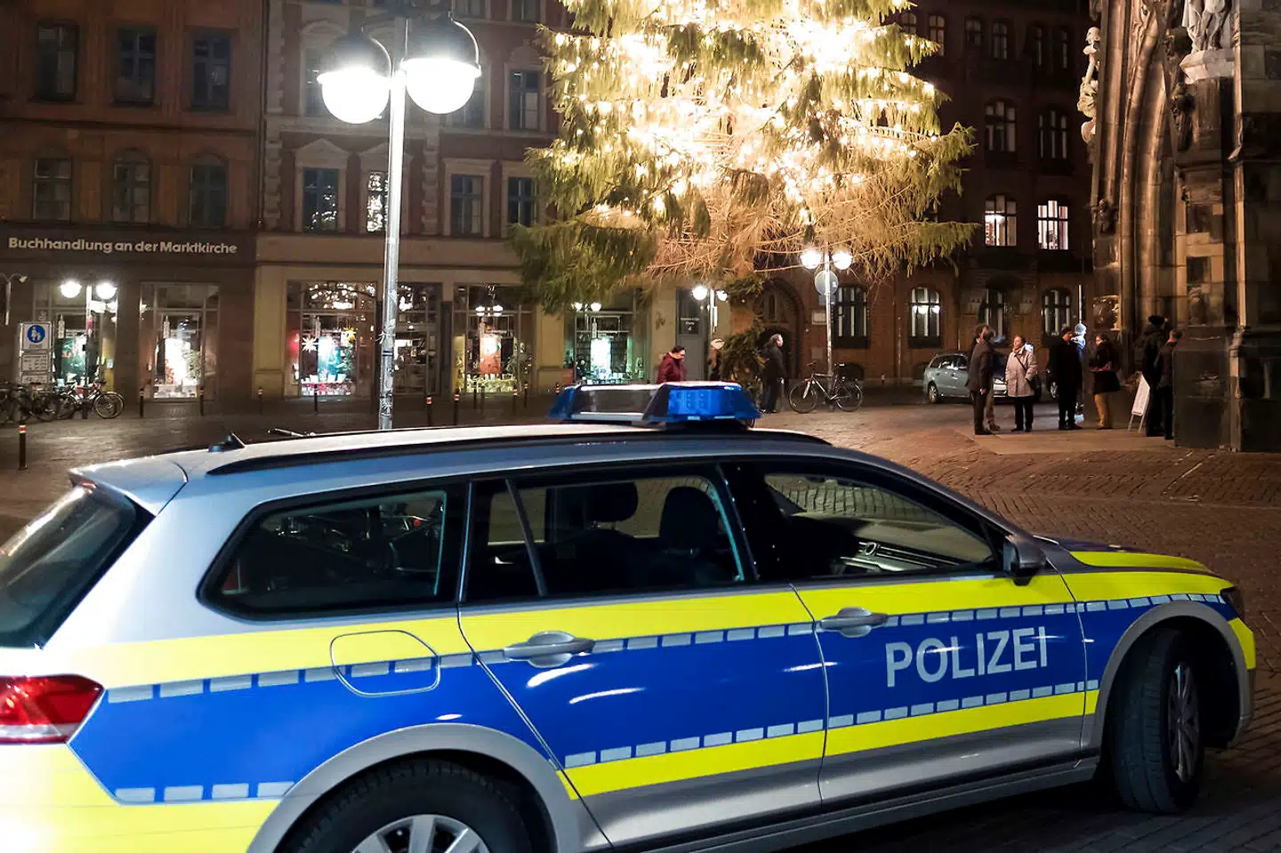 En tysk mand på 50 år kørte med vilje ind i mennesker ad fire omgange Nytårsaften. Ingen af de kvæstede er foreløbig afgået ved døden. Foto: Peter Steffen/Ritzau Scanpix