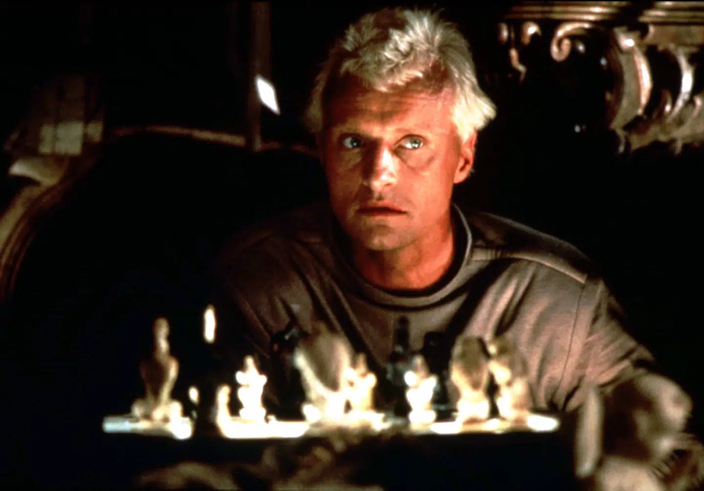 Replikanten Roy Batty er i »Blade Runner« sine skabere overlegen i både intelligens og styrke. Til gengæld er han udstyret med en udløbsdato - fire år fra aktivering.