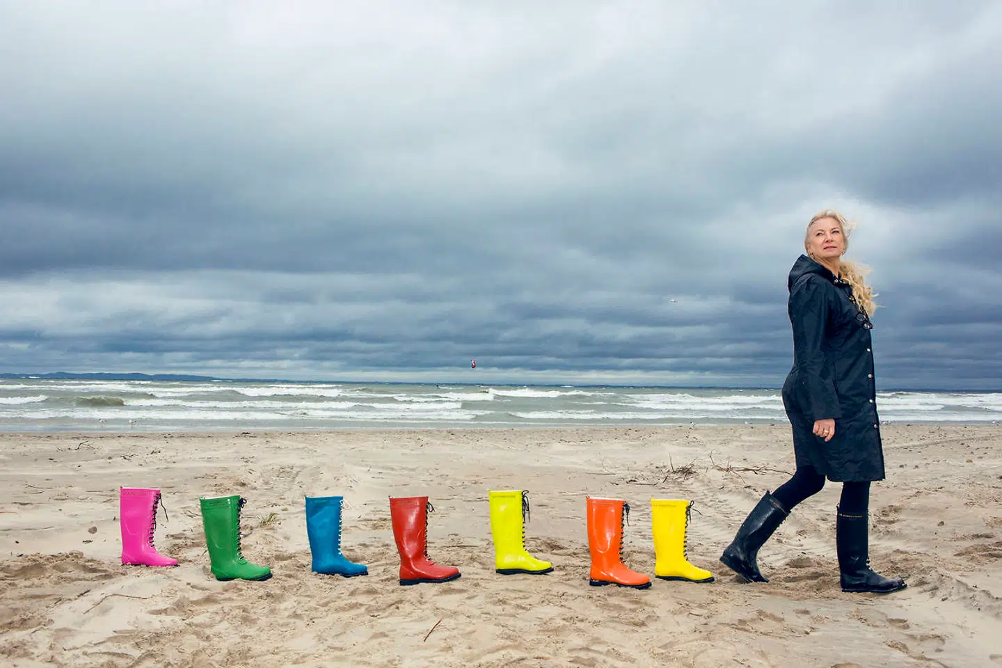 Det var gummistøvlerne, der startede det hele. De færreste er uenige i, at konceptet er genialt. Gør pligtbeklædning til noget festligt, flot og rart at have på.
