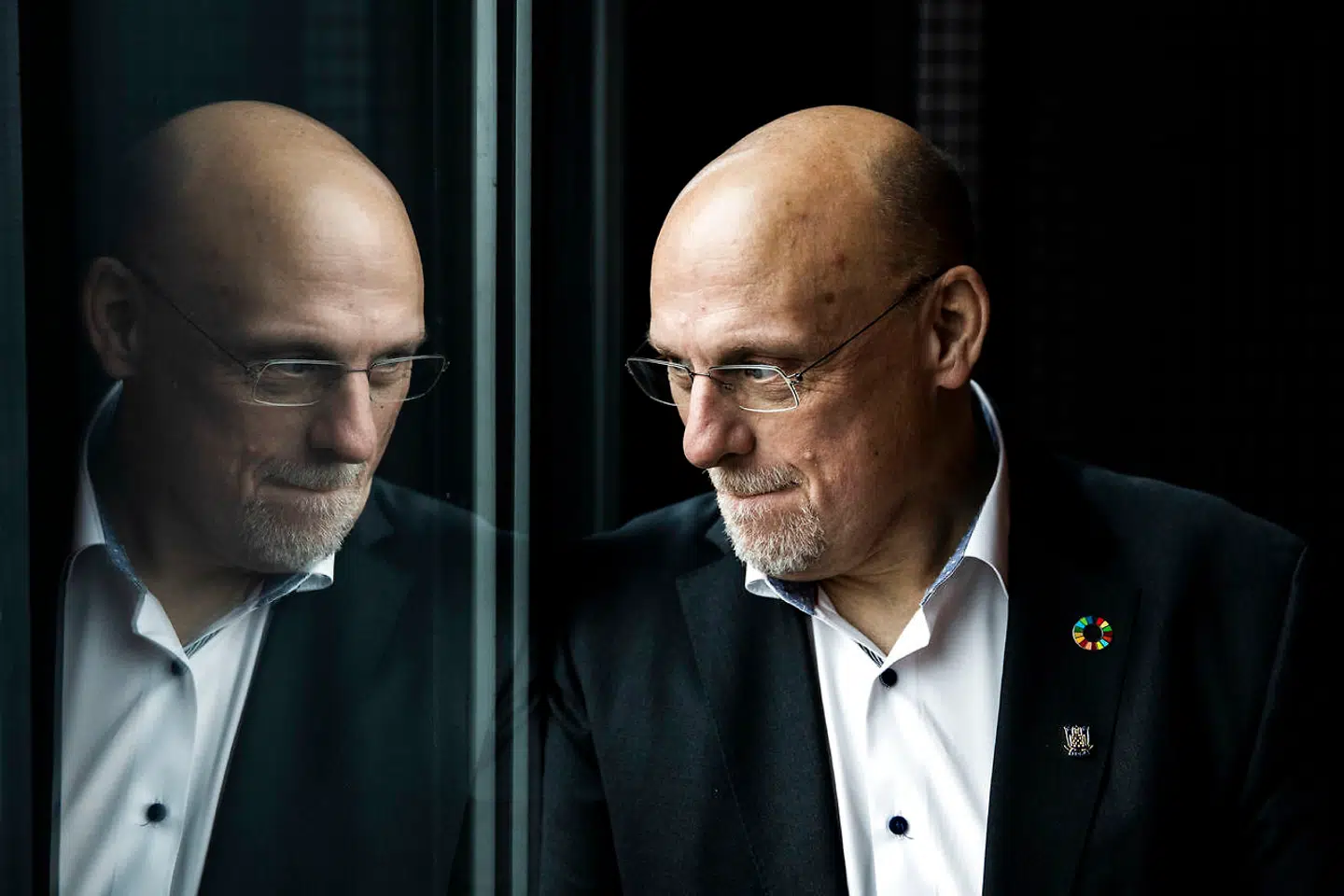 Jesper Nygård - med symbolerne på to at sine mærkesager på reverset: FNs Verdensmål, hvor han især er glad for mål 17 om partnerskab, og Brøndby IF, hvor han har siddet i bestyrelsen siden 2017.