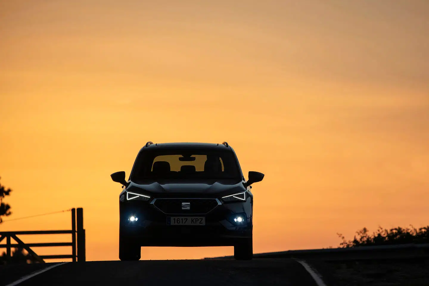 LED-striberne i lygterne er karakteristisk Seat, men resten af bilen er ikke lige så skarp og karakterfyldt designet som lillebroderen Seat Ateca. Men den nye Terraco er større, lækrere og mere komplet end nogen Seat før den.