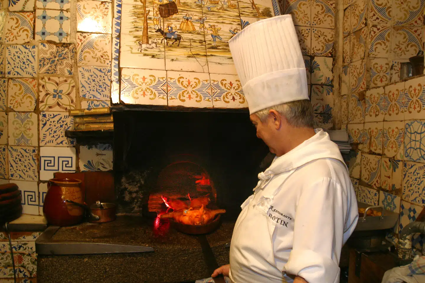 Restaurante Botín fra 1725 ligger i La Latina-kvarteret, der oser af det gamle Madrid.
