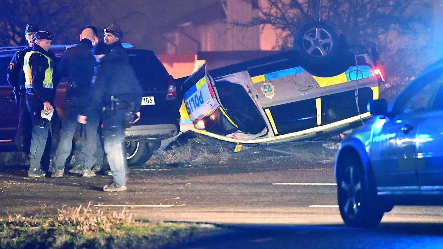 Trafikulykken, der kostede en betjent livet, skete i det sydlige Mamø i aftes.