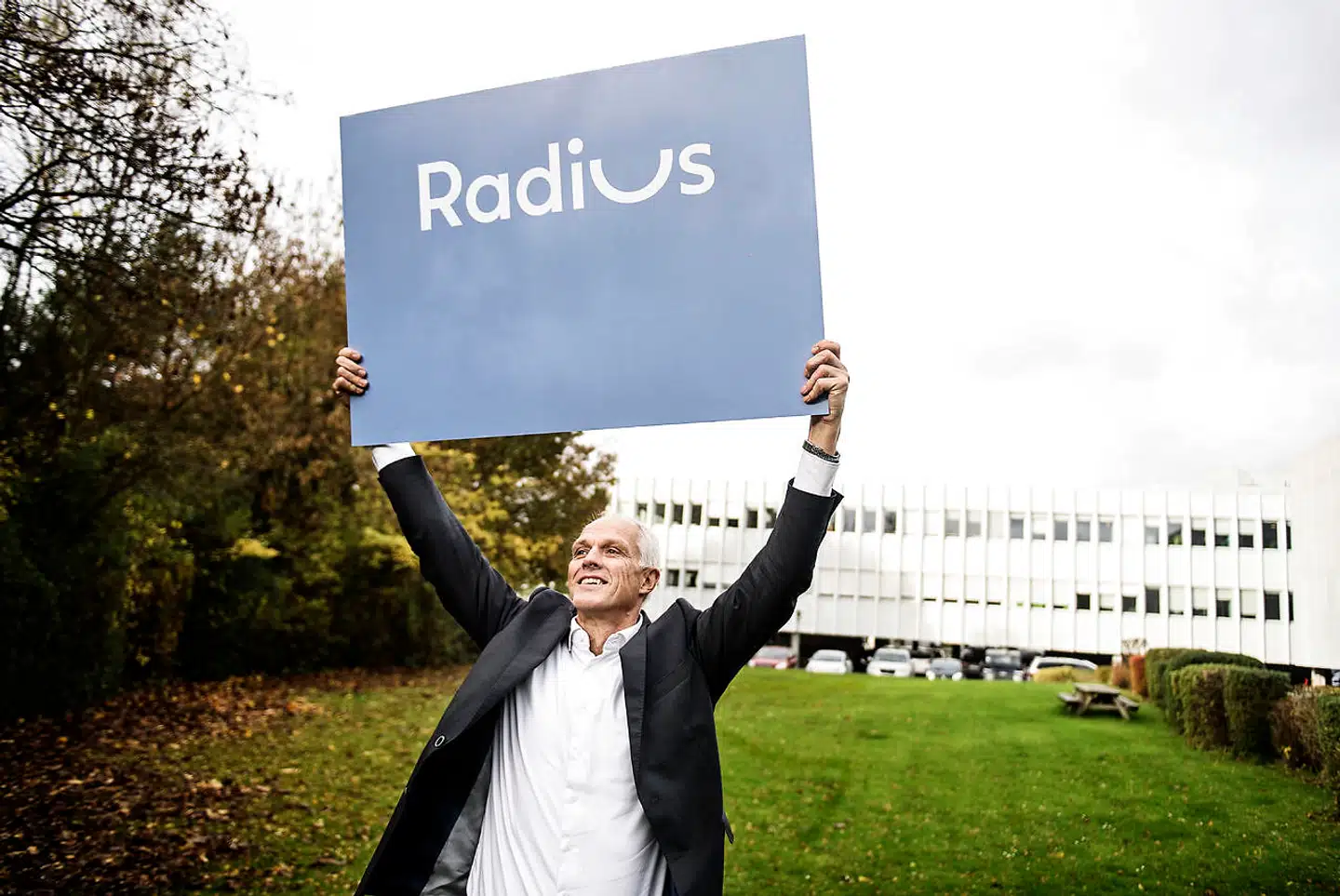 Ørsted-selskabet Radius, der står for el-distribution, er sat til salg, men det skal ikke være til højestbydende. Det forbrugerejede SEAS-NVE, der gerne vil købe Radius, mener, at selskabet bør blive på danske hænder. Arkivfoto: Simon Læssøe/Ritzau Scanpix
