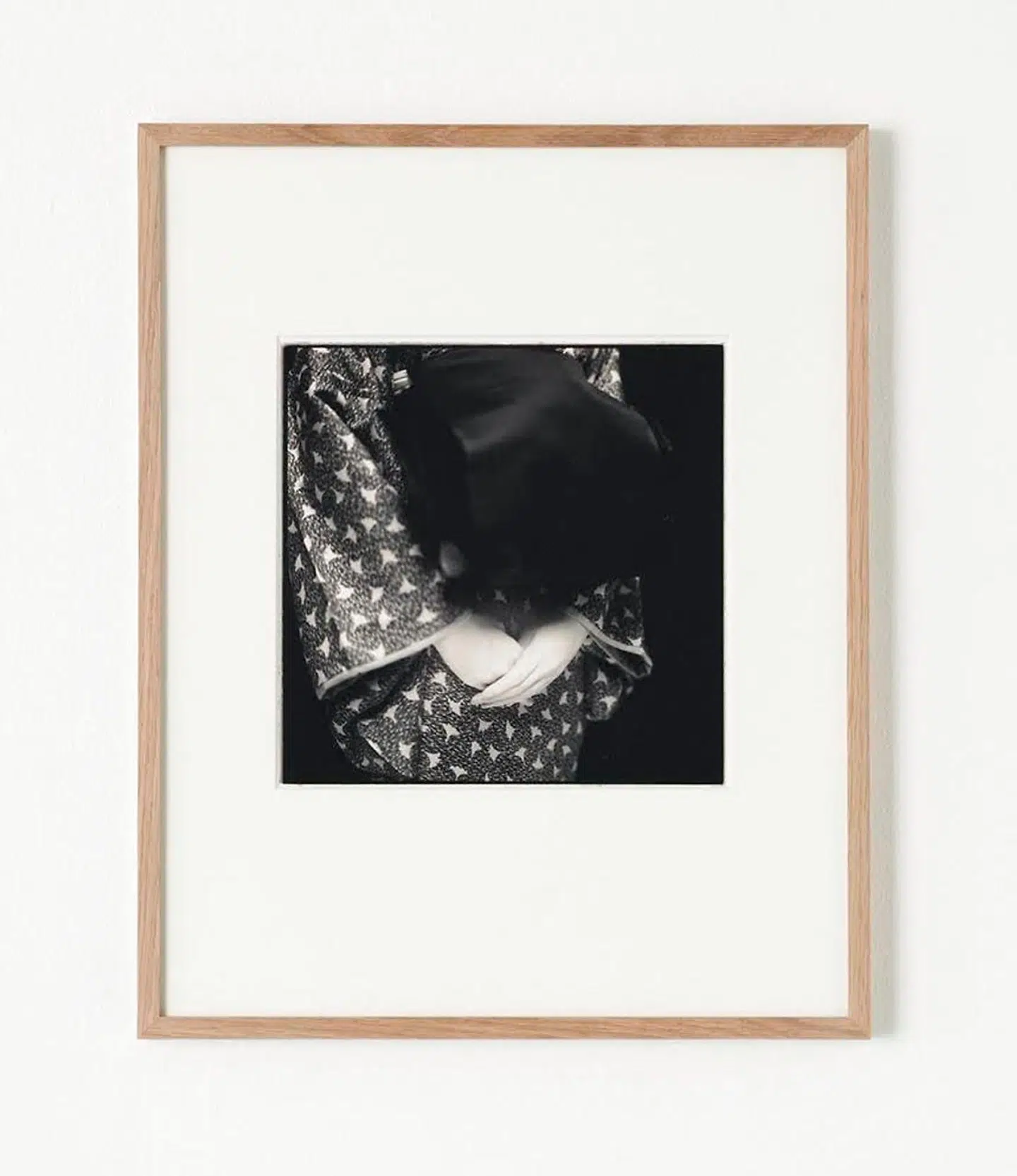 Fotokunst er det, Helle Thygesen er mest optaget af p.t. Værk af Hiroshi Watanabe fra Helle Thygesen Art & Antiques, 11.500 kr.