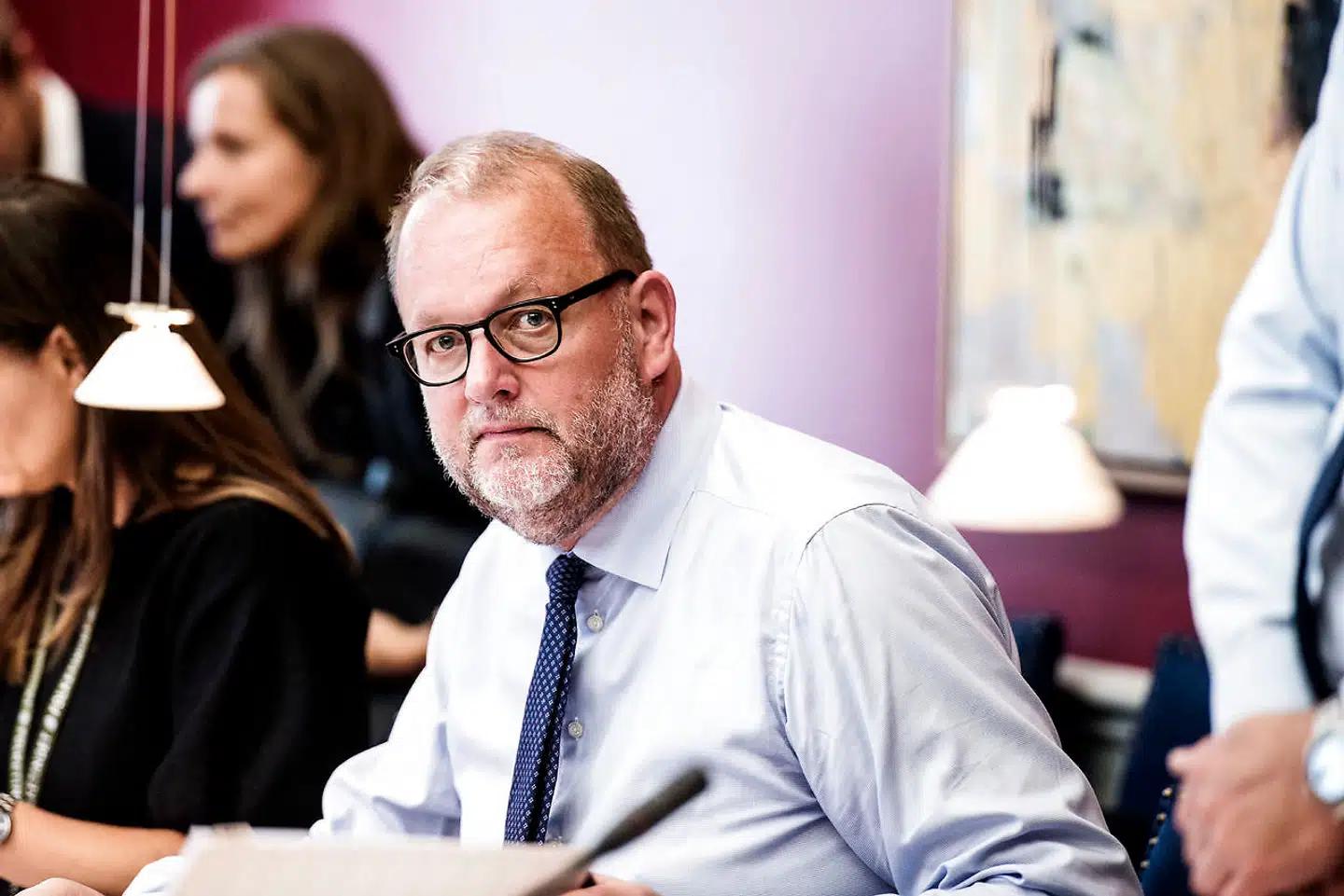 Noget tyder på, at hele konstellationen omkring Klimarådet er for politisk. Klima- og energiminister Lars Chr. Lilleholt (V), har bestemt ike været tilfreds med den kritik som Klimarådets nu fhv. formand, Peter Birch Sørensen er kommet med af regeringens klimaplaner.