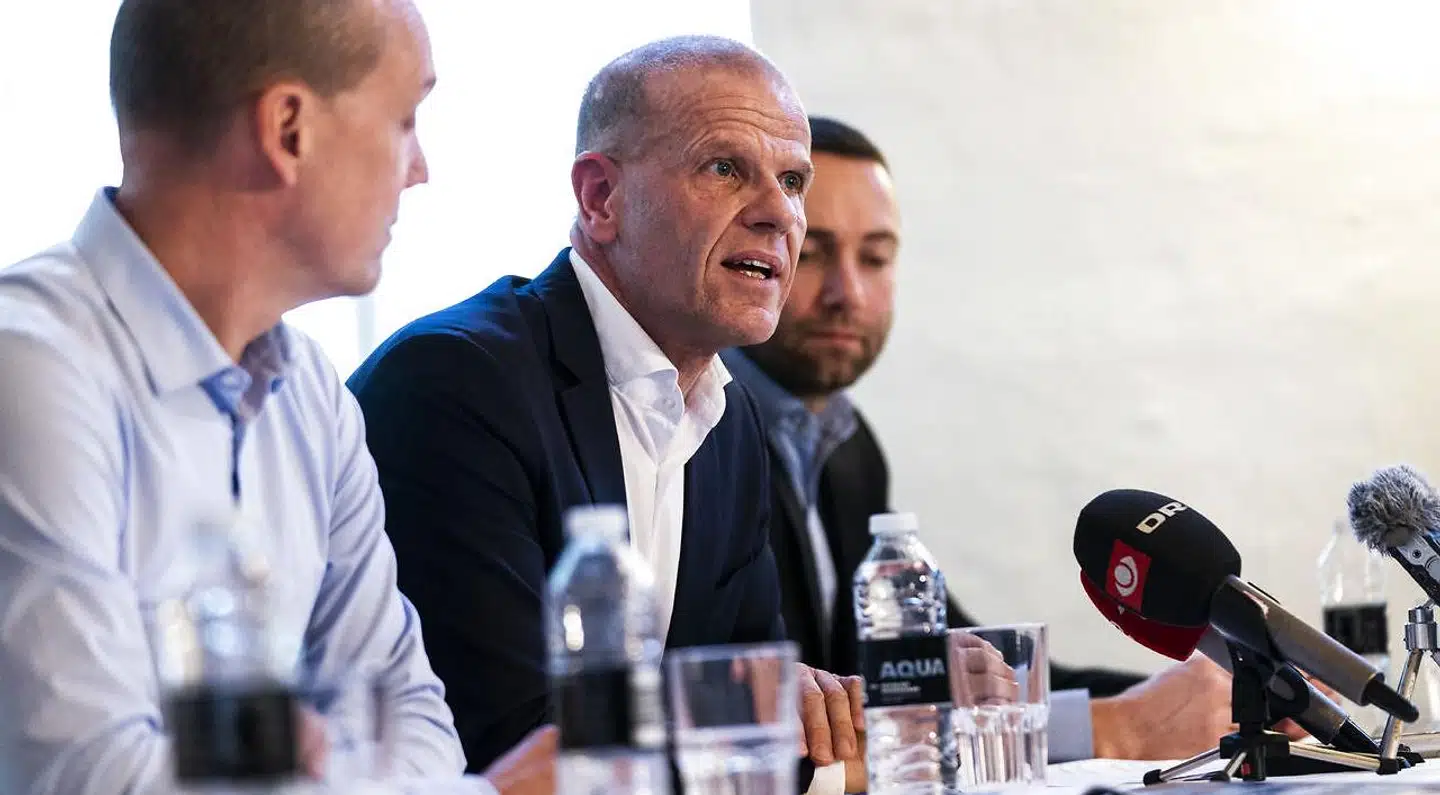 FE-chef Lars Findsen i midten, flankeret af chefen for cybersikkerhed, Thomas Lund Sørensen, (tv) og analysechef Peter Dahl Thruelsen (th), ved pressebriefing på Kastellet i København i forbindelse med offentliggørelse af FEs "Efterretningsmæssig Risikovurdering 2018", tirsdag den 4. december 2018. (foto: Martin Sylvest/Scanpix Ritzau Scanpix 2018)