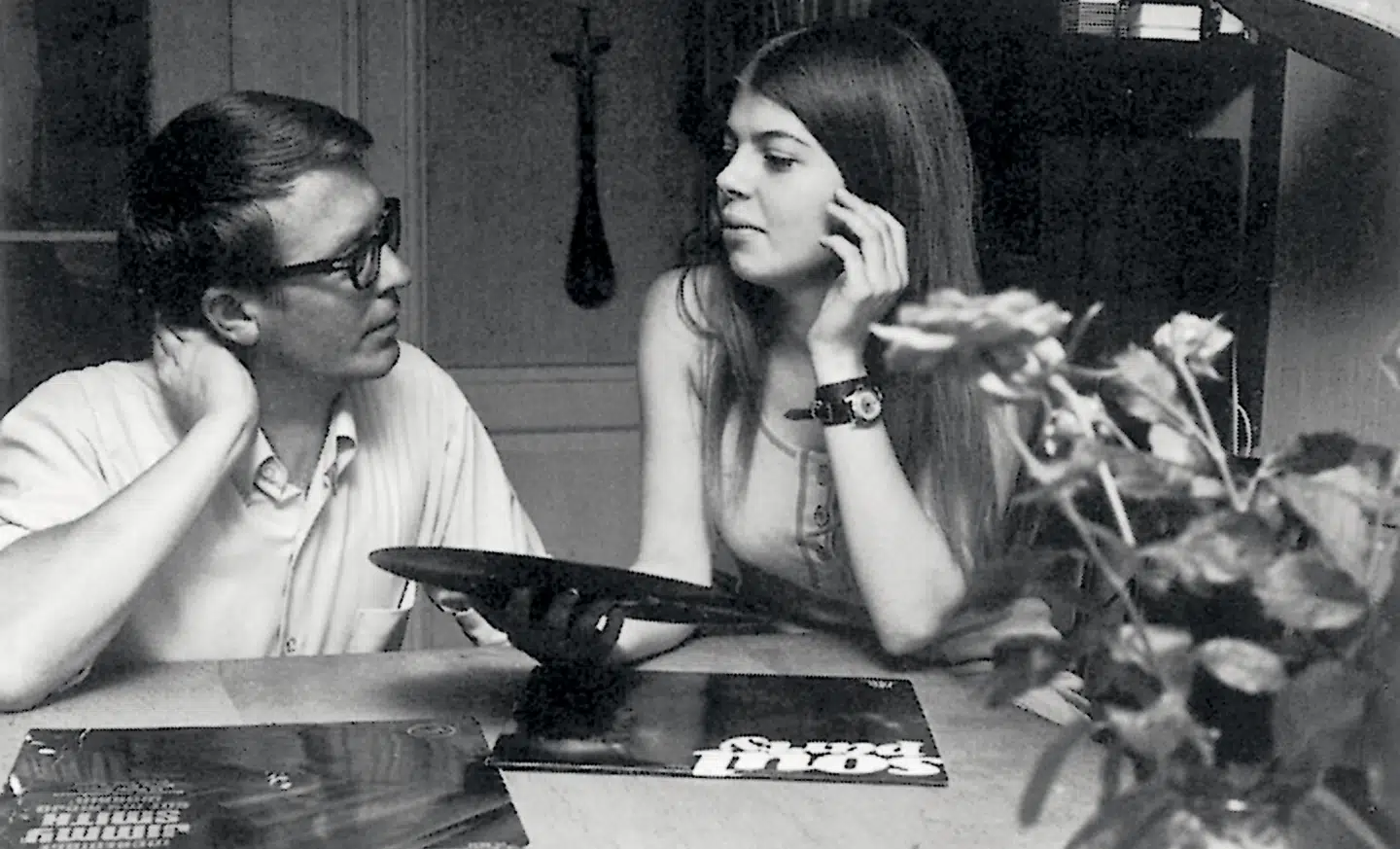 Benny Andersen i samtale om musik med sin datter Lisbet, 1968.