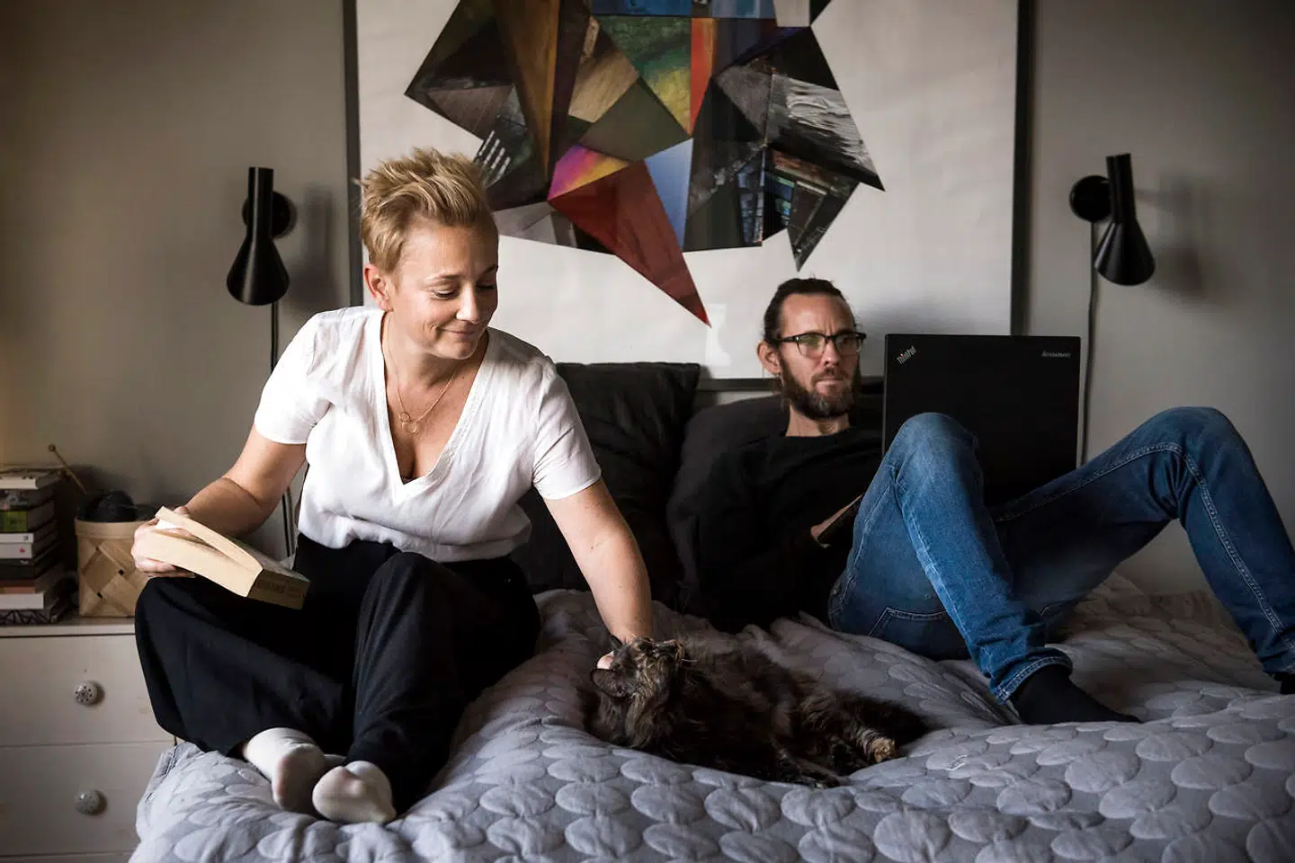 Efter at deres tre børn er bleve store, har parret fået den luksus, at de - når det er muligt - kravler ind i seng igen, når børnene er gået i skole.