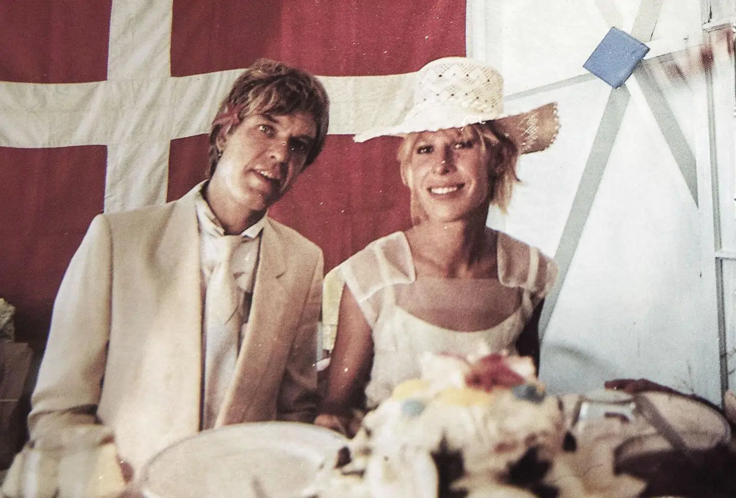 Hanne Danielsen og Ib Michael blev gift, mens de lå i ly med Nordkaperen for hurricane-sæsonen på øen Tongareva i Stillehavet. Forinden havde de haft en krise i deres forhold.