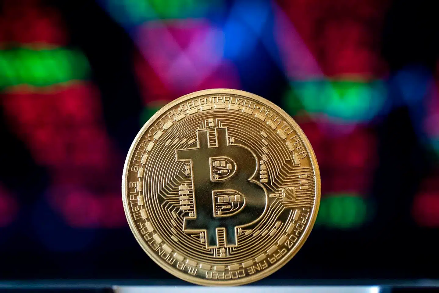 Bitcoin fortsætter nedutren, som har varet det meste af 2018.