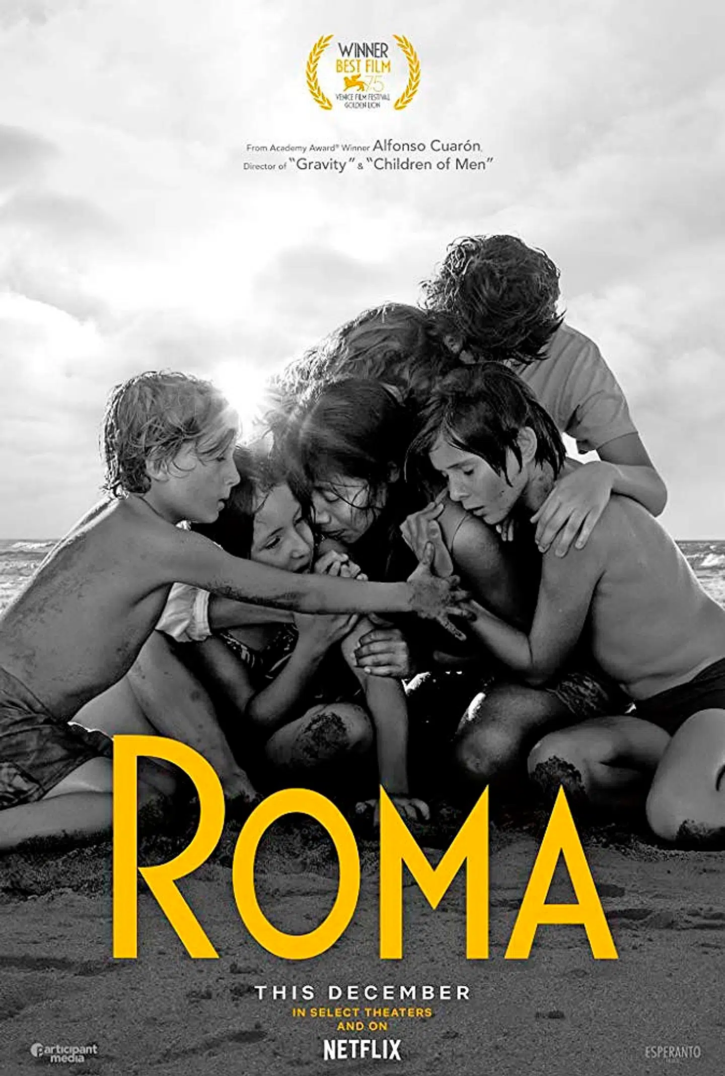 »Roma« kan streames på Netflix.
Læs anmeldelsen af filmen her i AOK i morgen.
Alfonso Cuarón har tidligere instrueret anmelderroste og Oscar-nominerede film som: »Gravity« (2013), »Children of Men« (2006), »Harry Potter og Fangen fra Azkaban« (2004), »...Og din mor!« (2001).