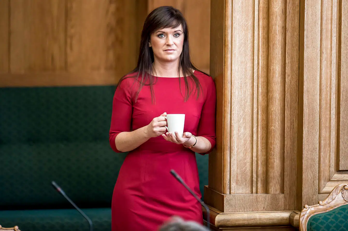 Innovationsminister Sophie Løhde (V) er forarget over, at udbudsreglerne giver Atea mulighed for at fortsætte som leverandør til det offentlige, selv om virksomheden er dømt for bestikkelse. Hun vil derfor stramme udbudsreglerne.