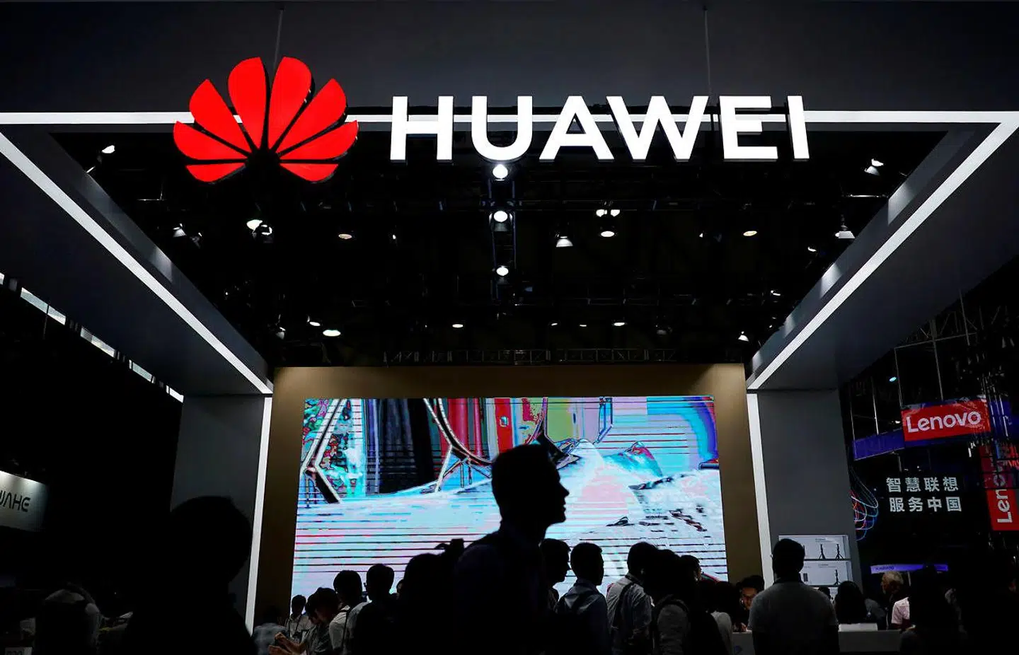 Wanzhou Meng er ikke bare finansdirektør i Huawei. Hun er også næstformand i selskabets bestyrelse og datter til grundlæggeren, Ren Zhengfei.