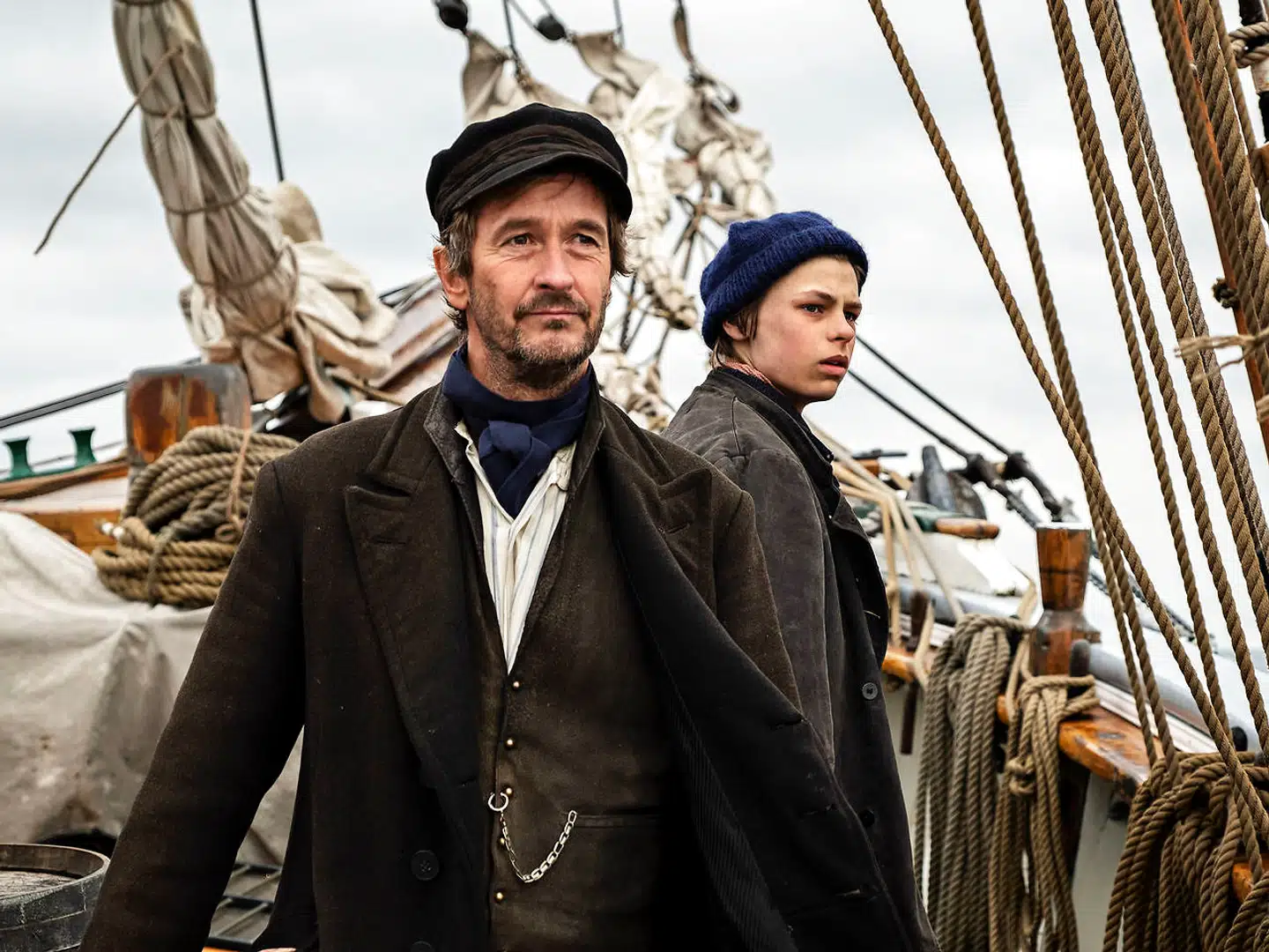 Lars Brygmann og Albert Rudbech Lindhardt i TV 2s familieserie »Håbet«.