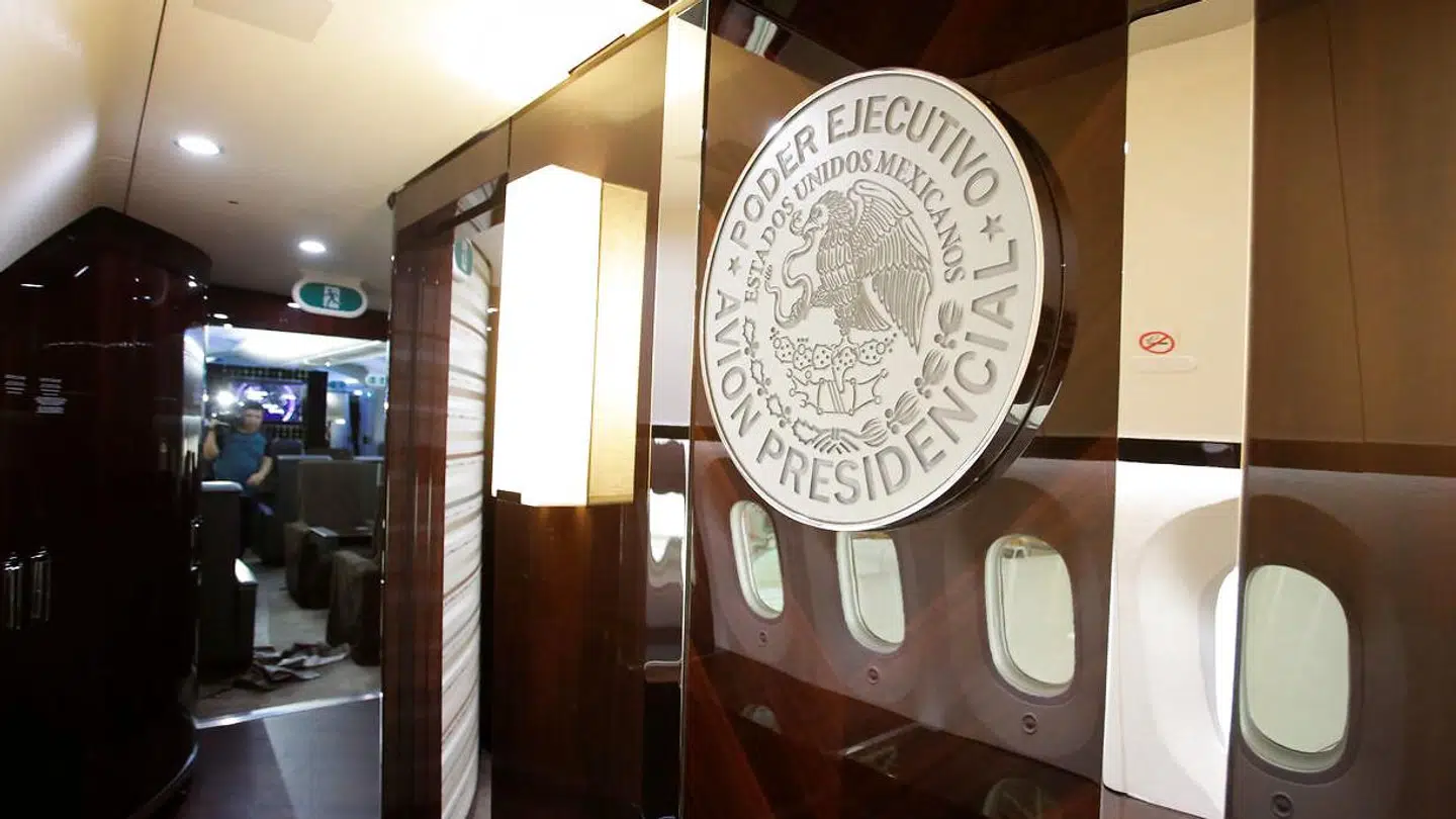 Et kig ind i den mexikanske præsidents fly.