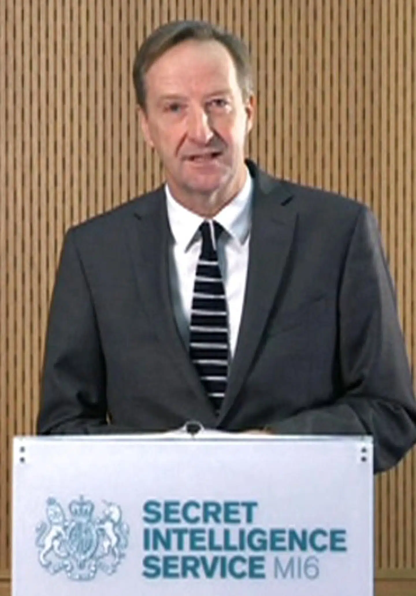 MI6-chef, Alex Younger.