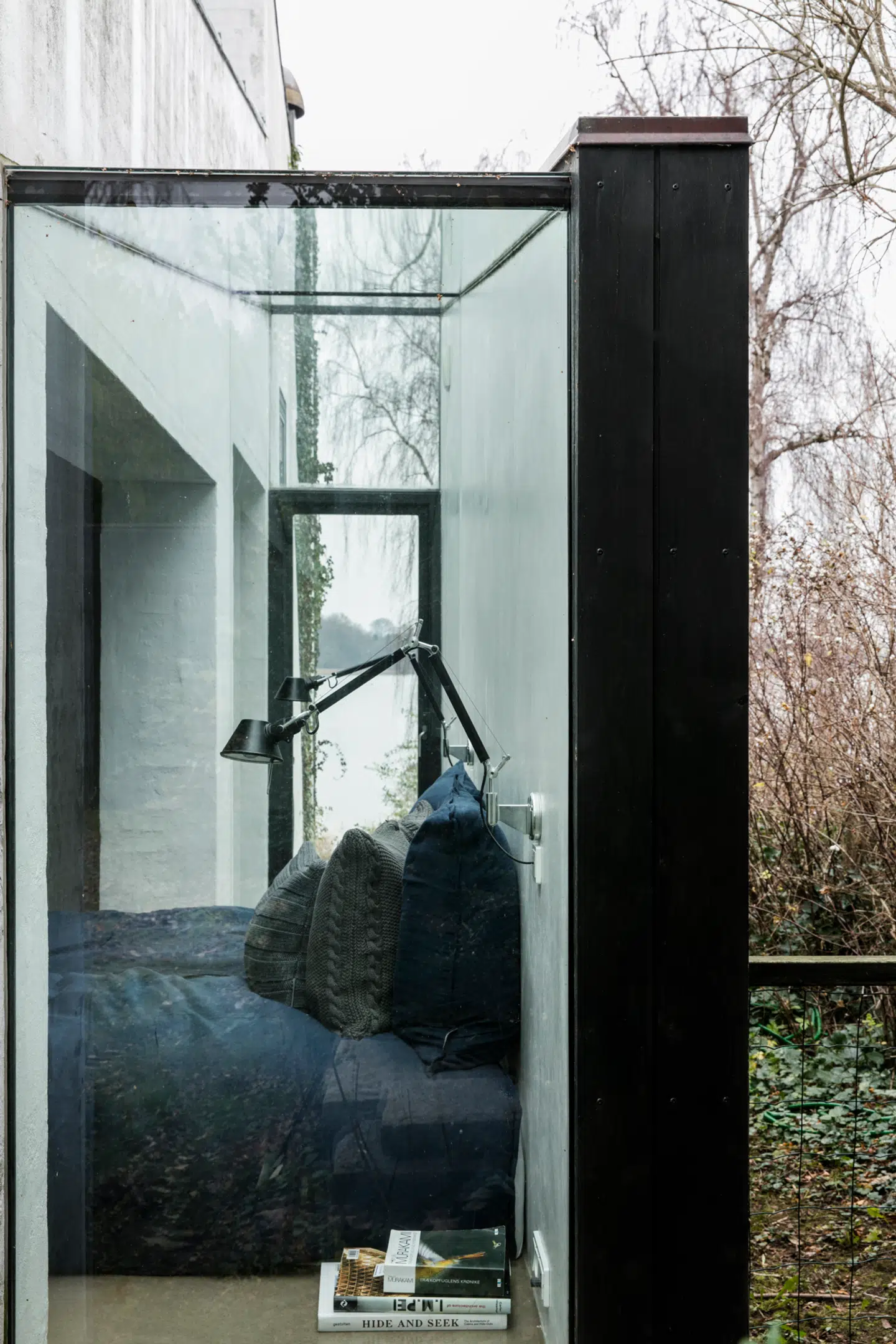 En meter glas og en bunke gode ideer har ført til, at huset i Nordsjælland har fået et helt unikt præg.