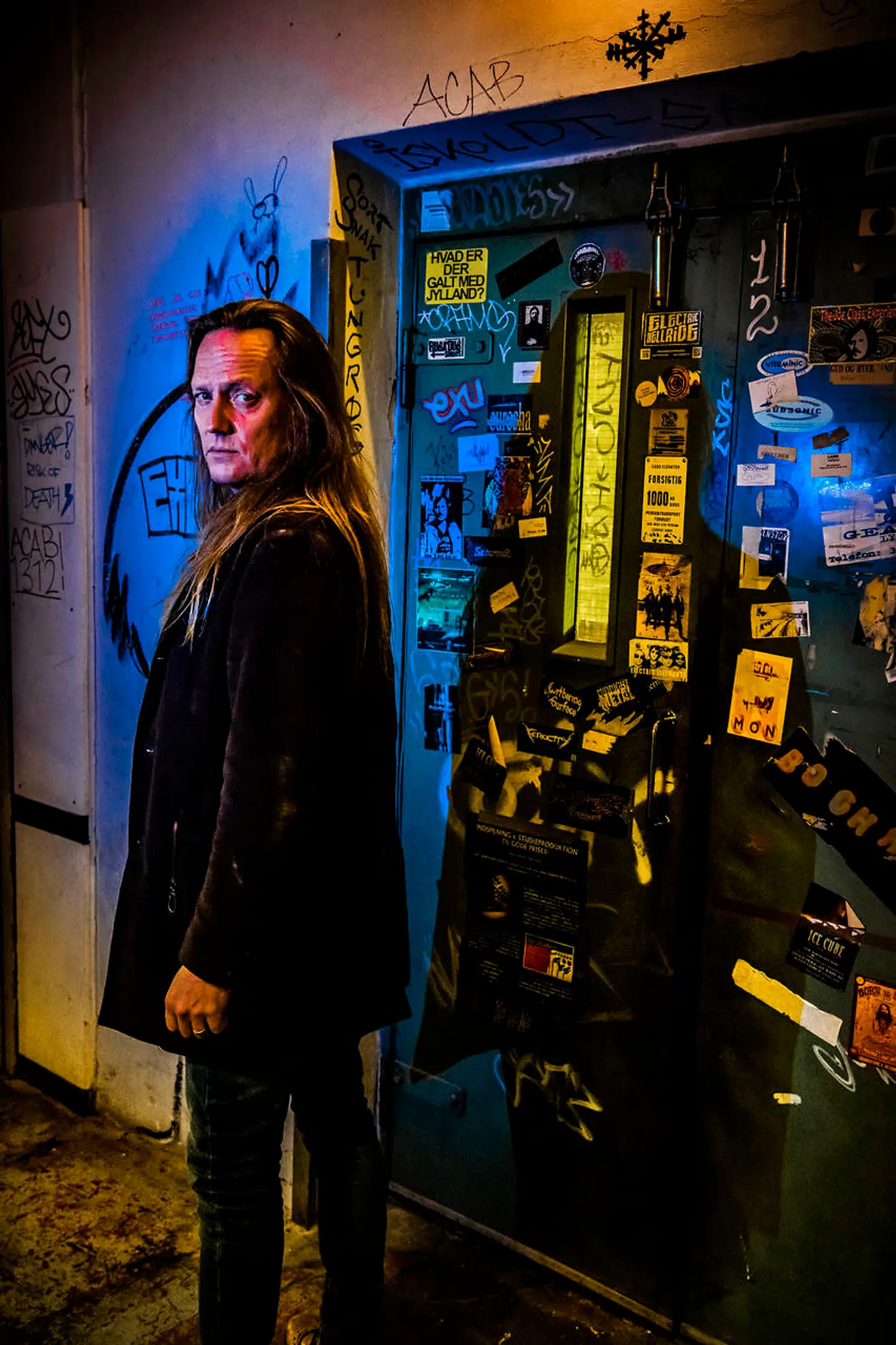 »Jeg brugte de første 20 år af min karriere på at dele mig op i to. Tog en maske på på scenen og var en anden, når jeg kom hjem. Det duede ikke, jeg vil være mig selv.«