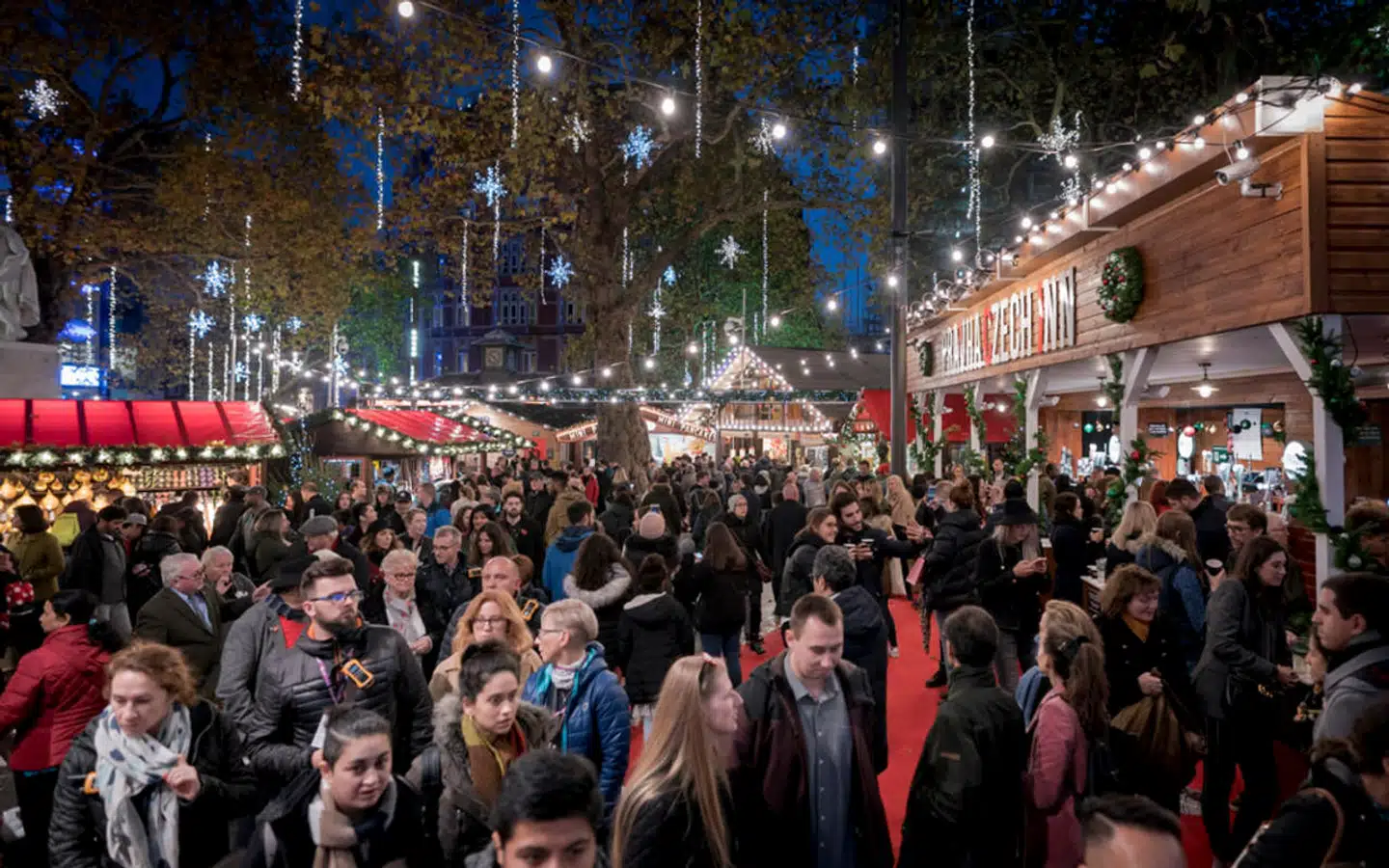 Julemarkedet på Leicester Square er et tilløbsstykke.