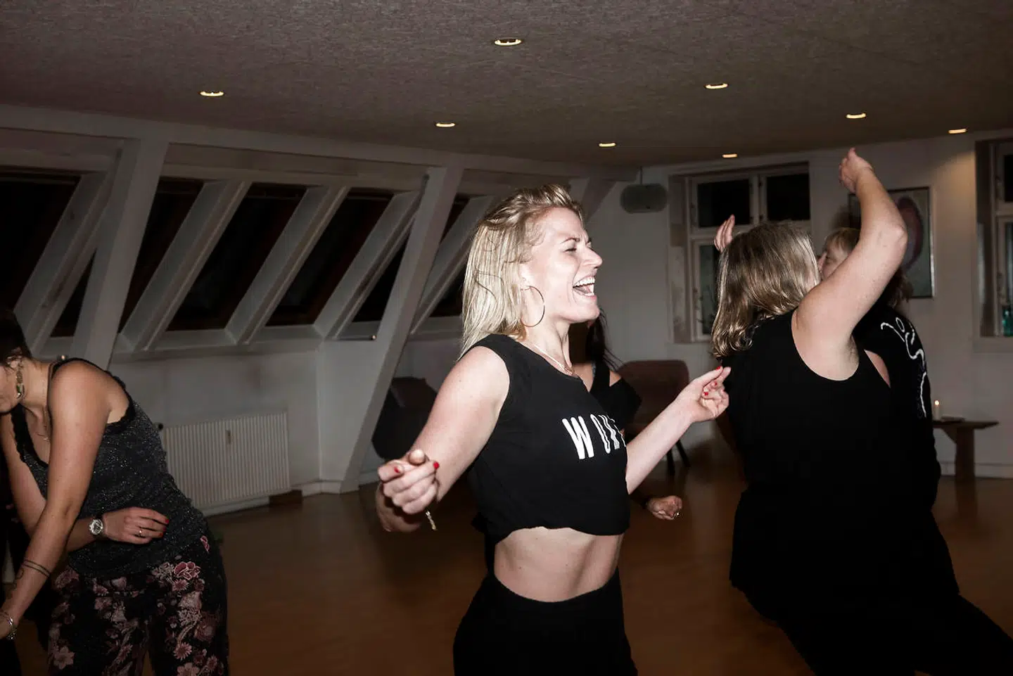 Mie Martha Moltke, kendt fra TV-programmet »Vild med dans«, driver Soulhouse i København, hvor der findes både groovedance og andre danse, der hverken kræver særlige koreografiske evner eller dansepartner.