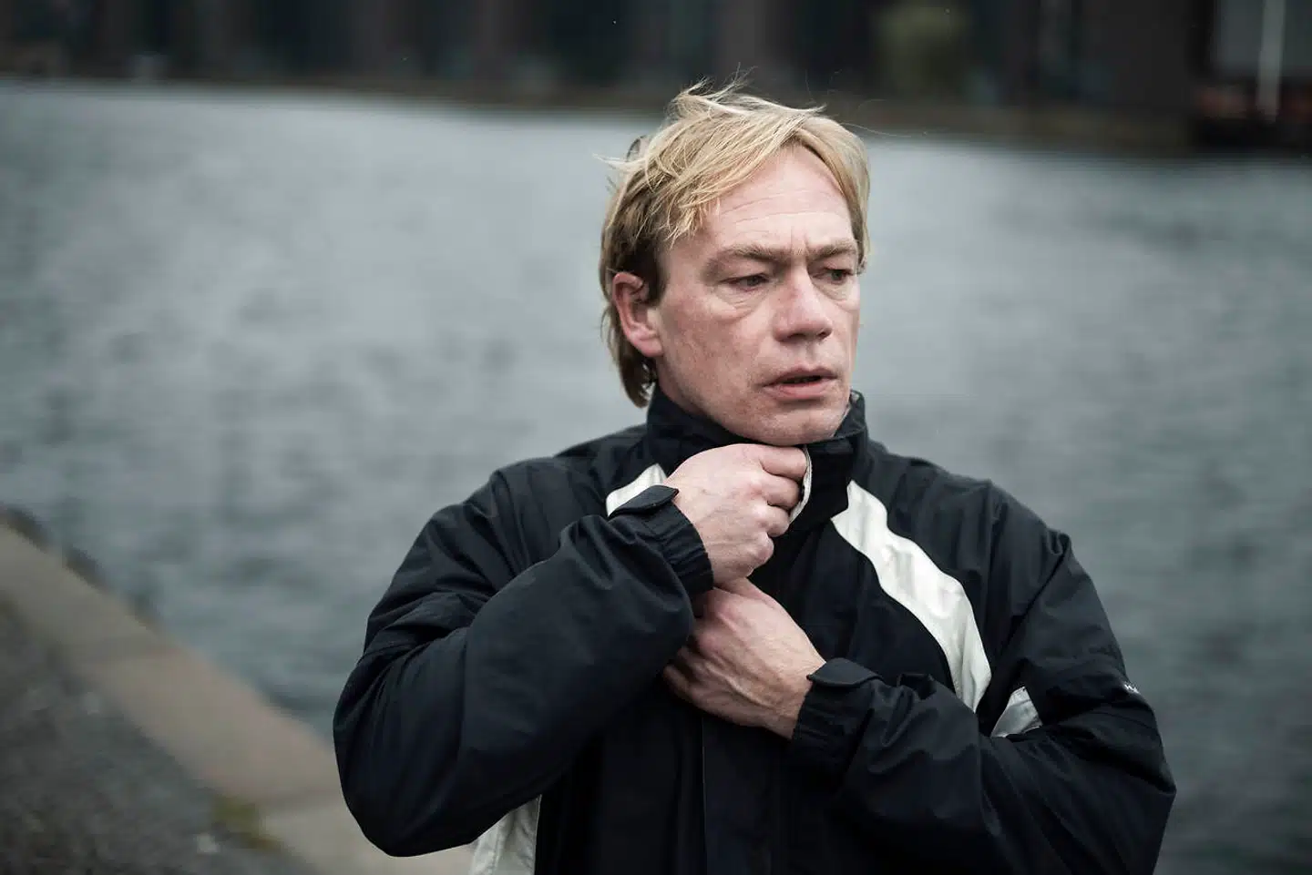 »Flere litterære kritikere sagde fra begyndelsen, at jeg var af det forkerte køn,«  siger Jeppe Brixvold.