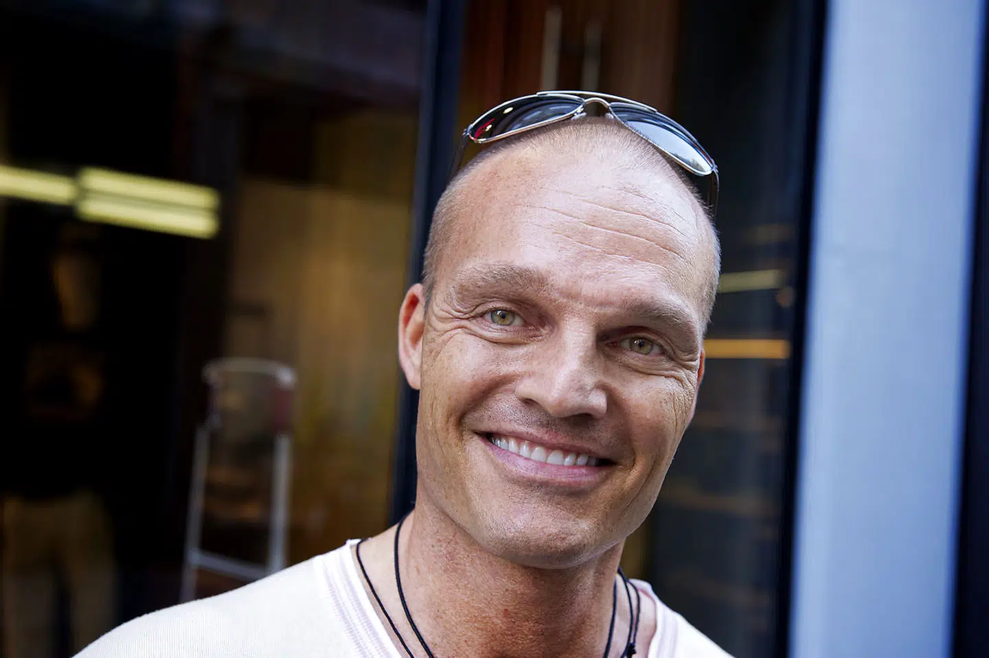 Svindlerens personlighed er for Baggers og Petersens vedkommende velbeskrevet. Mænd, der udadtil virker intelligente, kompetente, charmerende og dermed såre overbevisende.