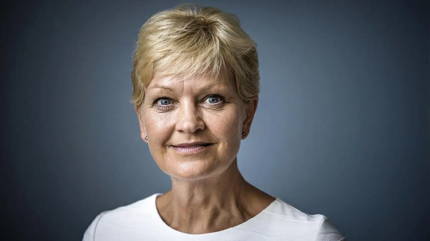 »Den svenske sag kan forhåbentlig være med til at statuere et eksempel,« siger ligestillingsminister Eva Kjer Hansen om en dom over en 19-årig mand for at stå bag kåringen af »året fuckgirl«.