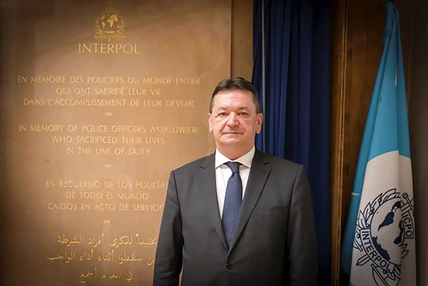 Aleksander Prokoptjuk blev for seks år siden forfremmet til generalmajor af Vladimir Putin. Prokoptjuk blev efterfølgende Kremls ankermand i Interpol og har siddet for bordenden, mens Rusland har udsendt en række »røde efterlysninger« af Putin-kritikere.
