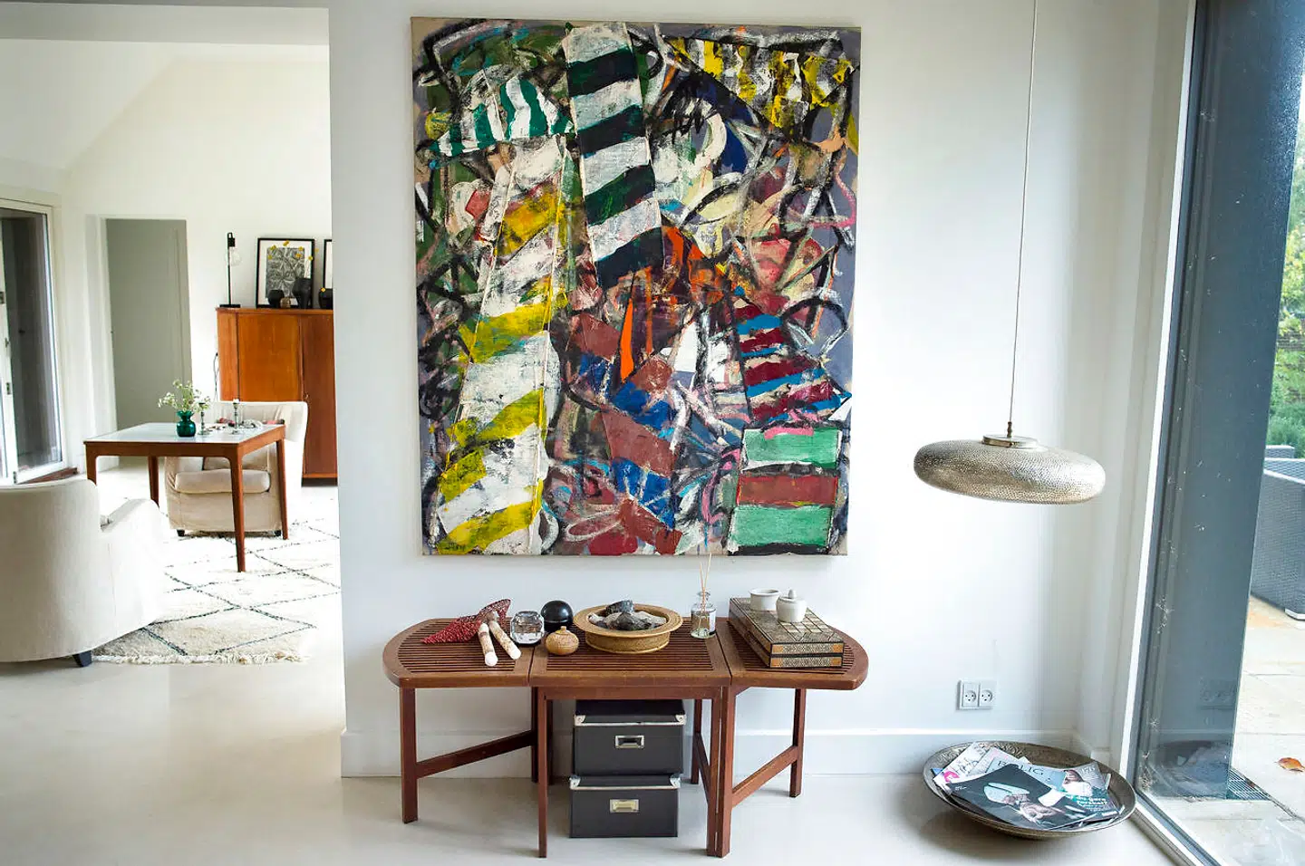 »Jeg er meget vild med det marokkanske – ikke det tunge, men det der ubesværede med puder og løst og henslægt, og hvor man sidder på puffer og puder og kigger på et bålfad. Jeg er i bund og grund bare vild med kontraster, og jeg hader noget, der er gennemført. Så bliver det kedeligt. Der skal være kontraster og overraskelser hist og pist. Ellers bliver det et museum.«