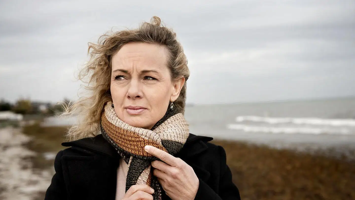 At lede, længsel og forbudt liderlighed også er anliggender for de rige og succesfulde, viser »Syv sind« lige så vel som sine to forgængere, men Lotte Kaa Andersen overgør heller ikke denne gang den i sig selv ret uinteressante pointe.