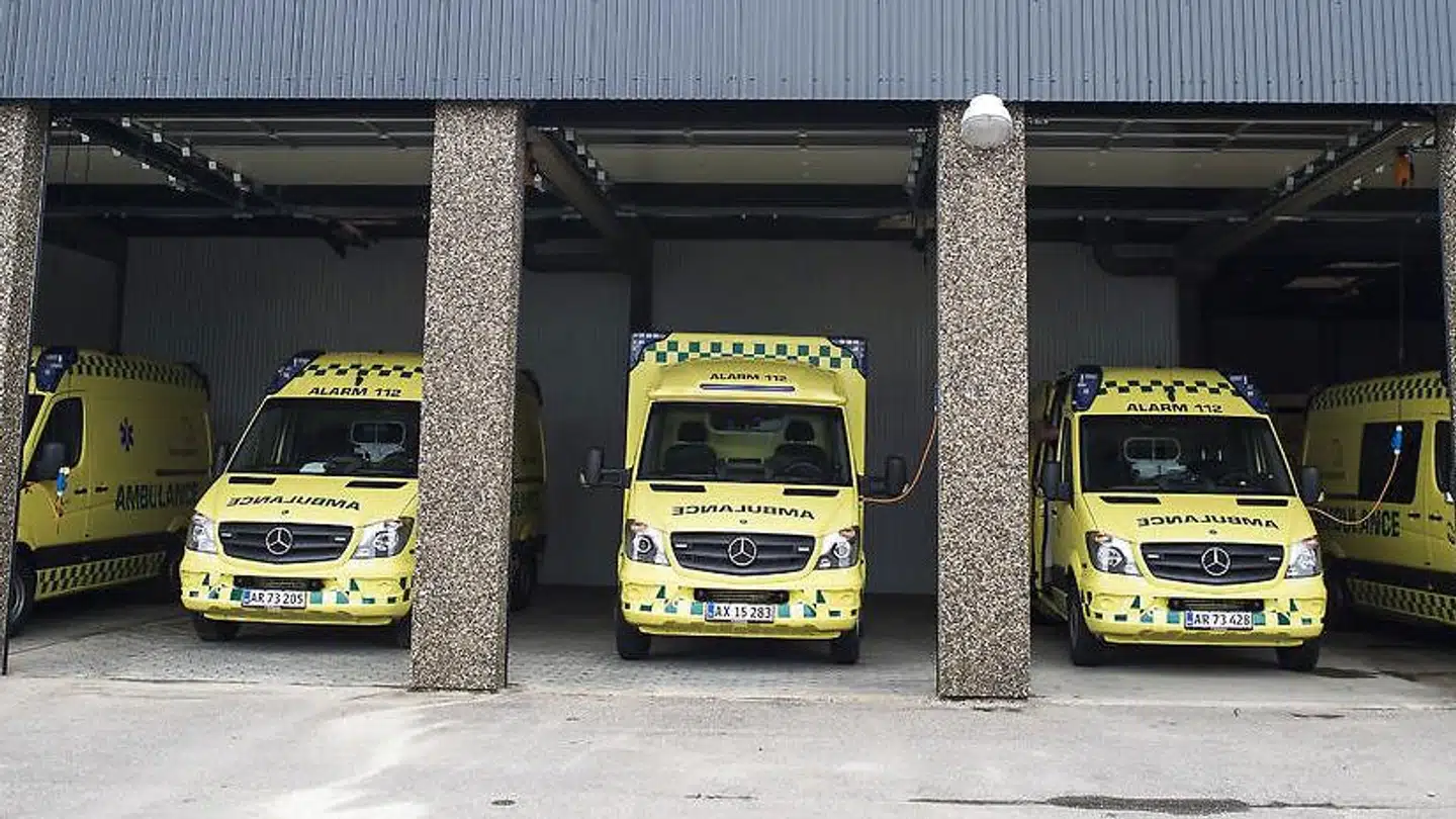 Det hollandske selskab Bios udfordrede i 2014 Falck på at drive ambulancekørsel. På billedet ses Bios-ambulancer, da de stadig var aktive i Danmark. Foto: Claus Fisker/Ritzau Scanpix