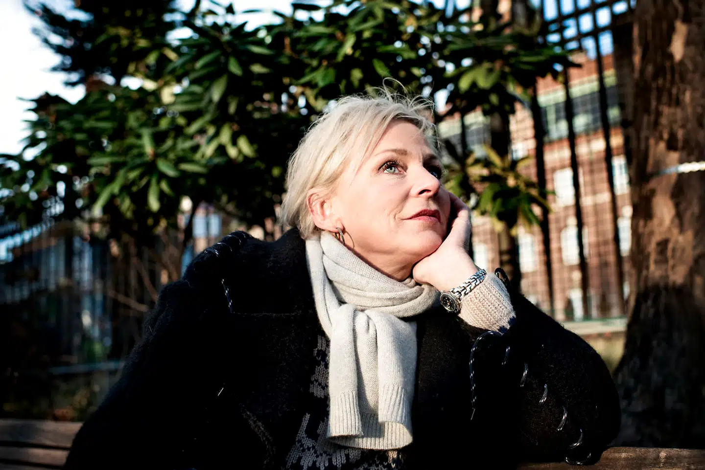 Hun er sjov, og hun er grov – men ikke så meget, at det gør noget. Søs Egelind fylder 60.