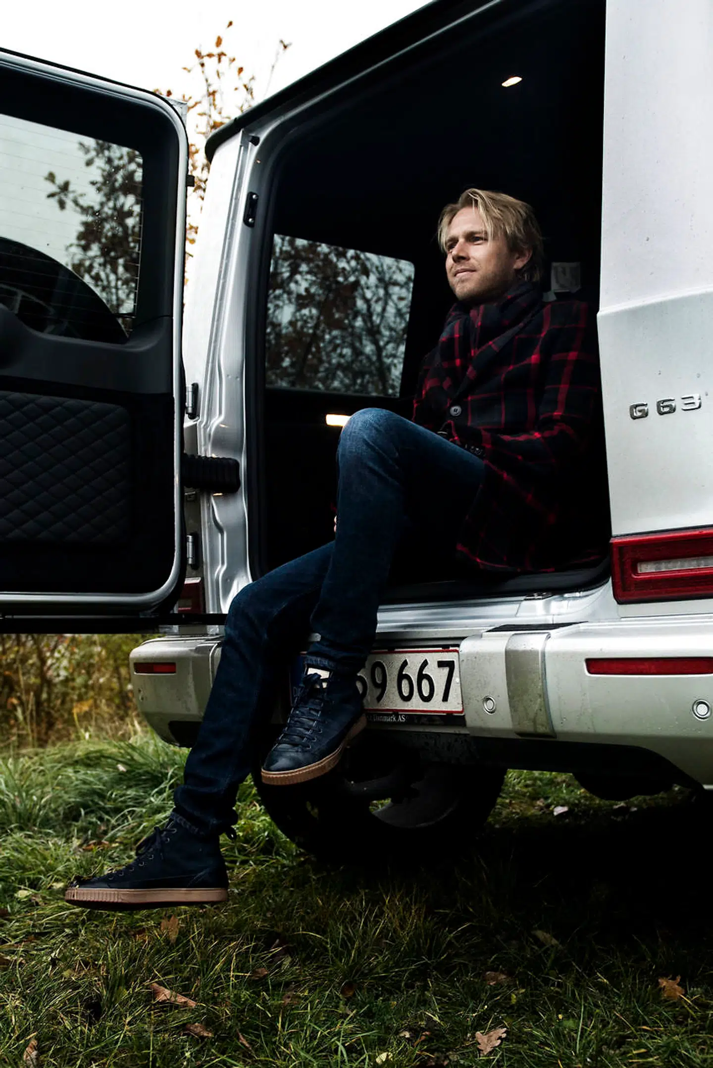 Men da Felix Smith var i midten af 20’erne købte han en firedørs Mercedes W123. Siden har han haft en række ældre Mercedeser.