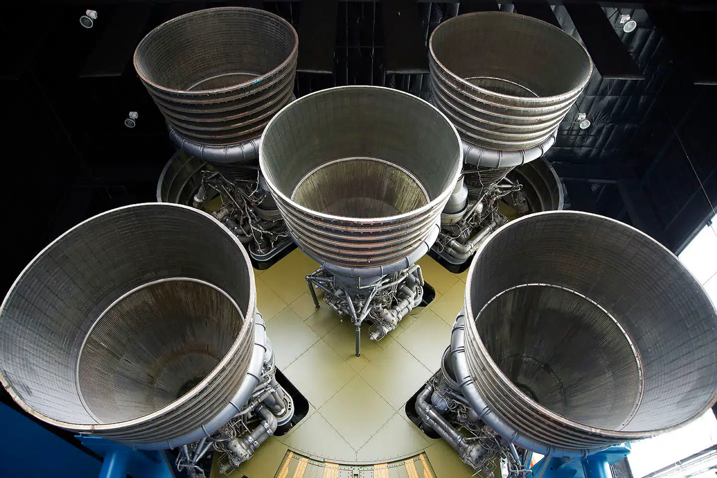 De imporende raketmotorer, der i 60erne fik Gemini- og Apollo-raketter til at lette fra jorden.