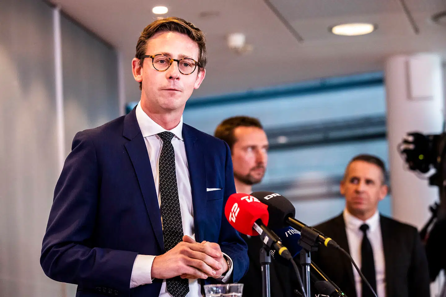 Forståelsen og blotlægningen af fortidens synder i Skat er uden tvivl væsentlig – dels for at blive klogere, dels for at placere et ansvar. Endnu vigtigere er det dog at bruge den nye viden til at undgå at gentage fortidens fejl. Det bør skatteministeren huske.