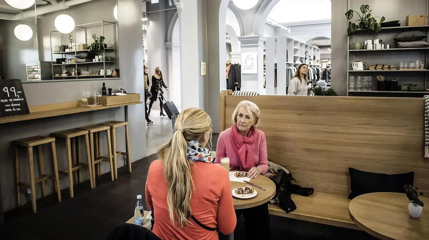 H&Ms koncept Arket har mange butikker rundtomkring i verden, som alle er en blanding af en tøjbutik og en café. I København findes konceptet i Købmagergade.