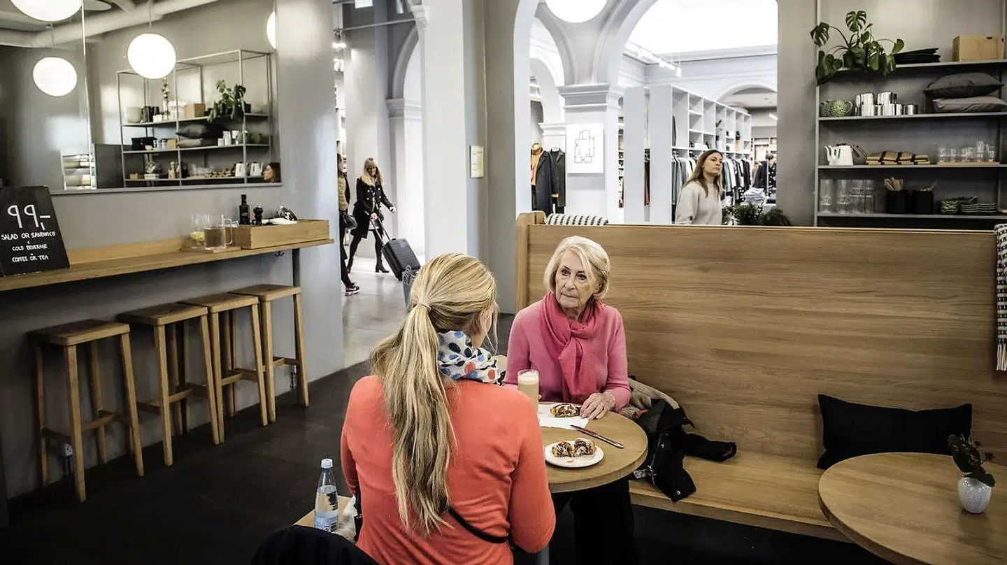 H&Ms koncept Arket har mange butikker rundtomkring i verden, som alle er en blanding af en tøjbutik og en café. I København findes konceptet i Købmagergade.