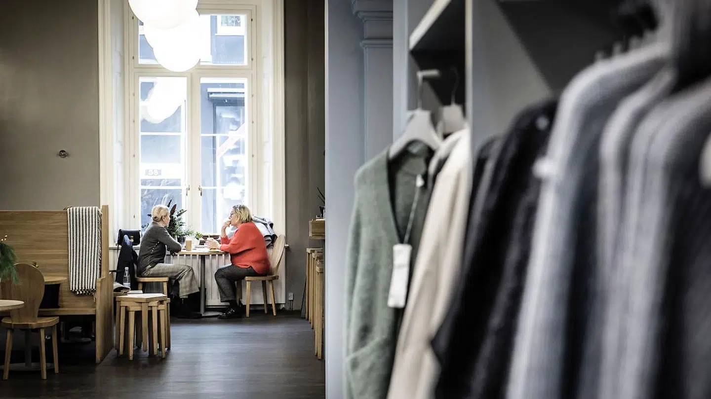 Den første Arket-butik åbnede i London i 2017. Nu har kæden butikker i flere lande, og ifølge Ulrika Bernhardtz, chef for konceptudvikling for Arket, vil de i fremtiden udvikle konceptet yderligere.